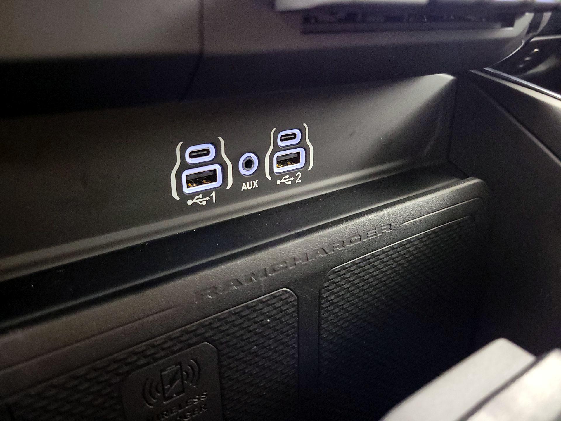 Thumbnail: 2025 RAM 1500 - 19