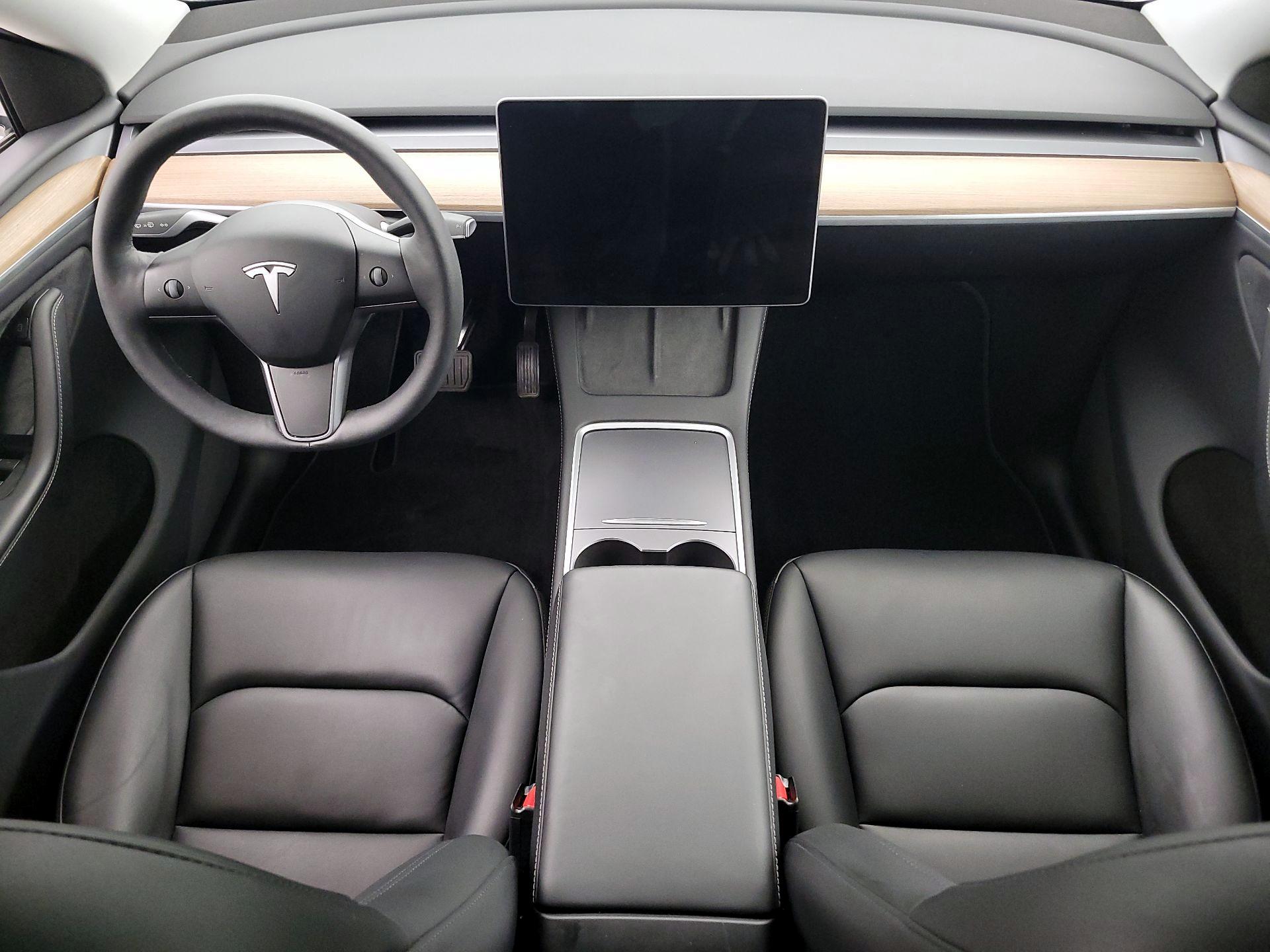 Thumbnail: 2024 Tesla Model Y - 9