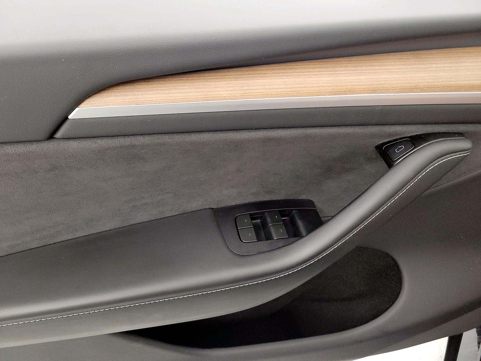 Thumbnail: 2024 Tesla Model Y - 12