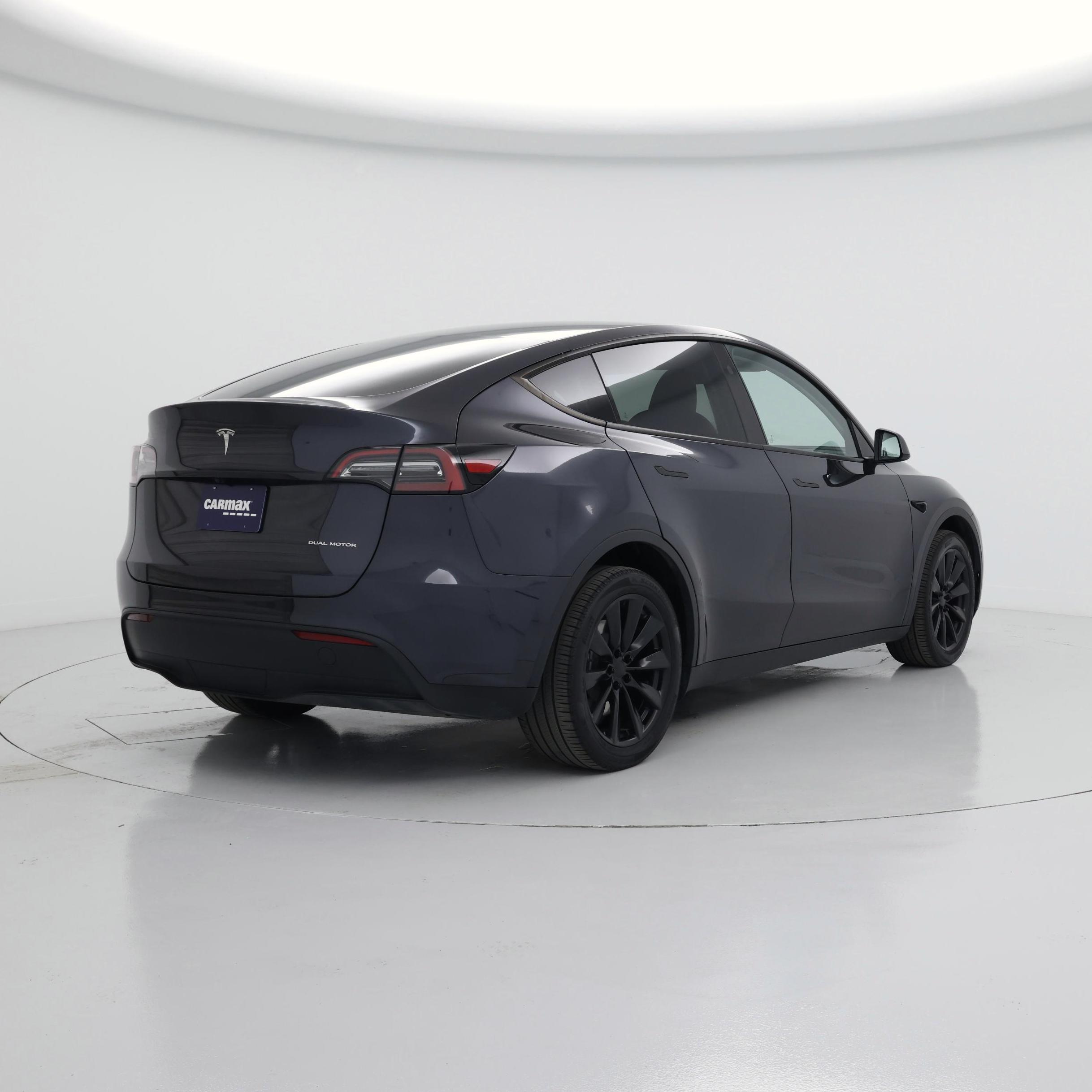 Thumbnail: 2024 Tesla Model Y - 8