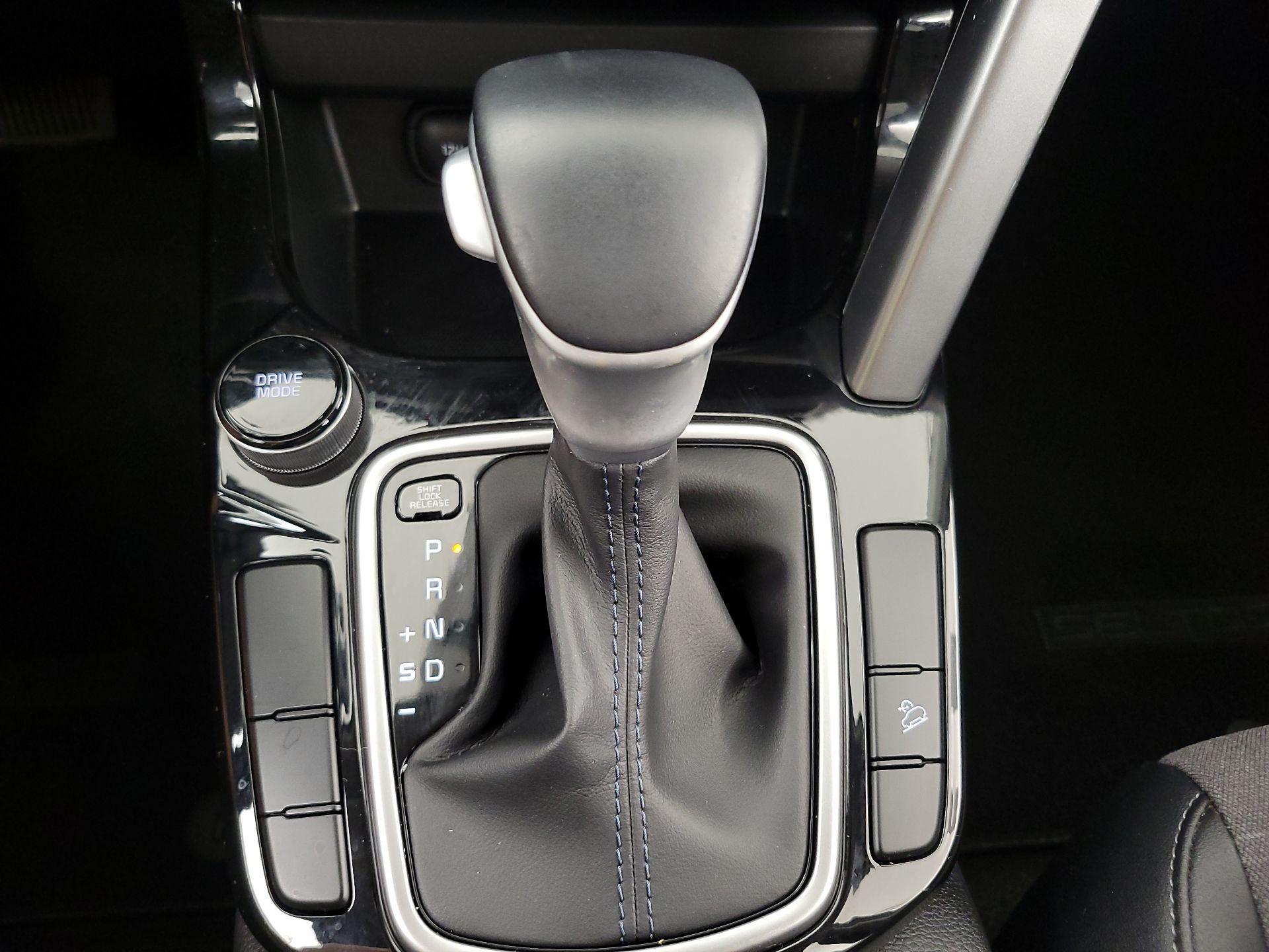 Thumbnail: 2023 Kia Seltos - 17