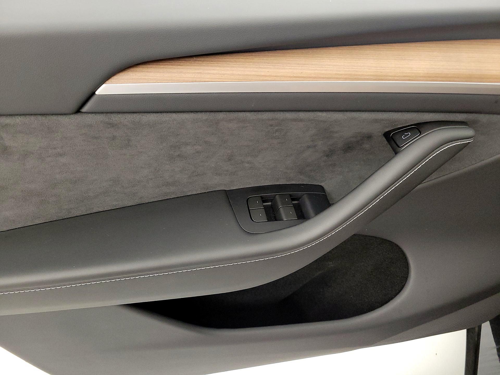 Thumbnail: 2024 Tesla Model Y - 12