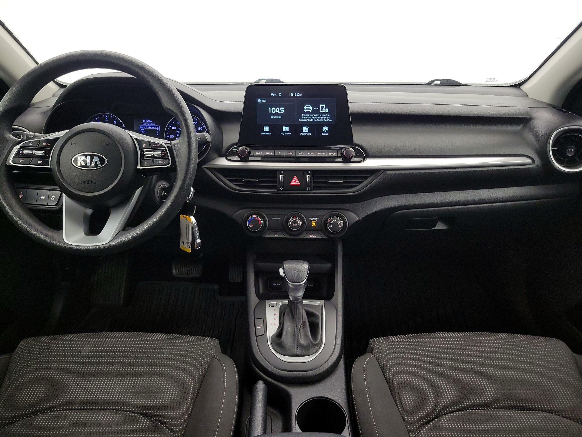 Thumbnail: 2020 Kia Forte - 9