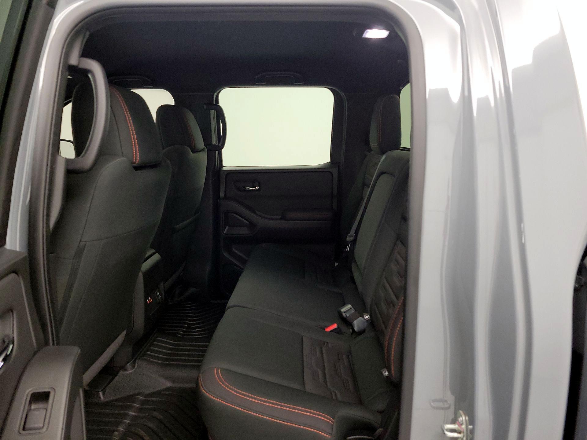 Thumbnail: 2024 Nissan Frontier - 20