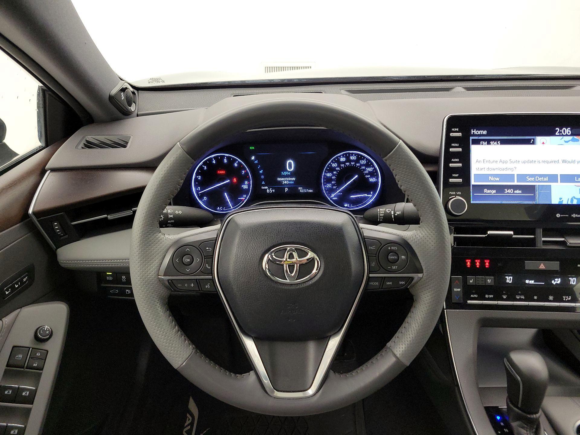 Thumbnail: 2019 Toyota Avalon - 10