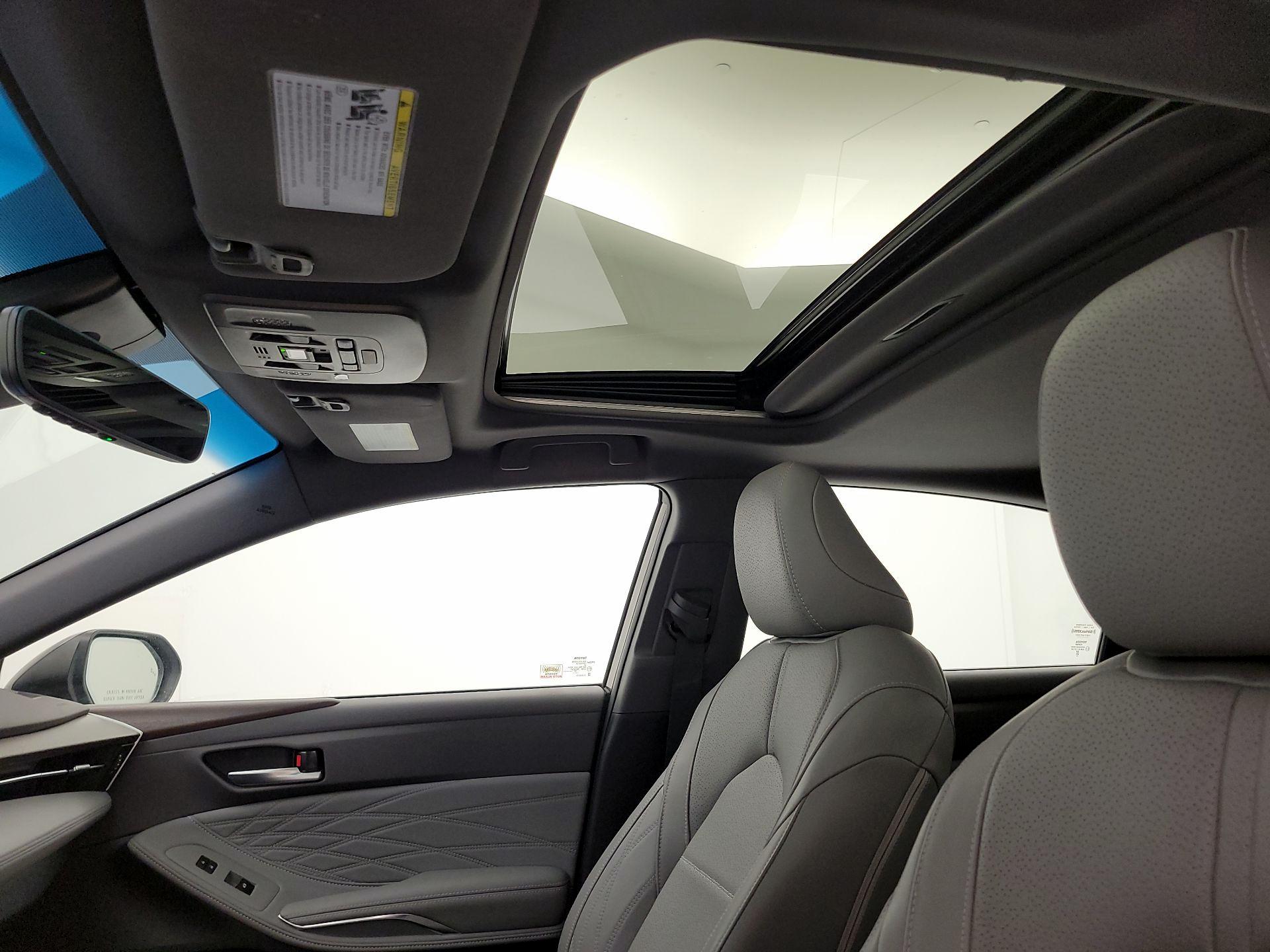 Thumbnail: 2019 Toyota Avalon - 20