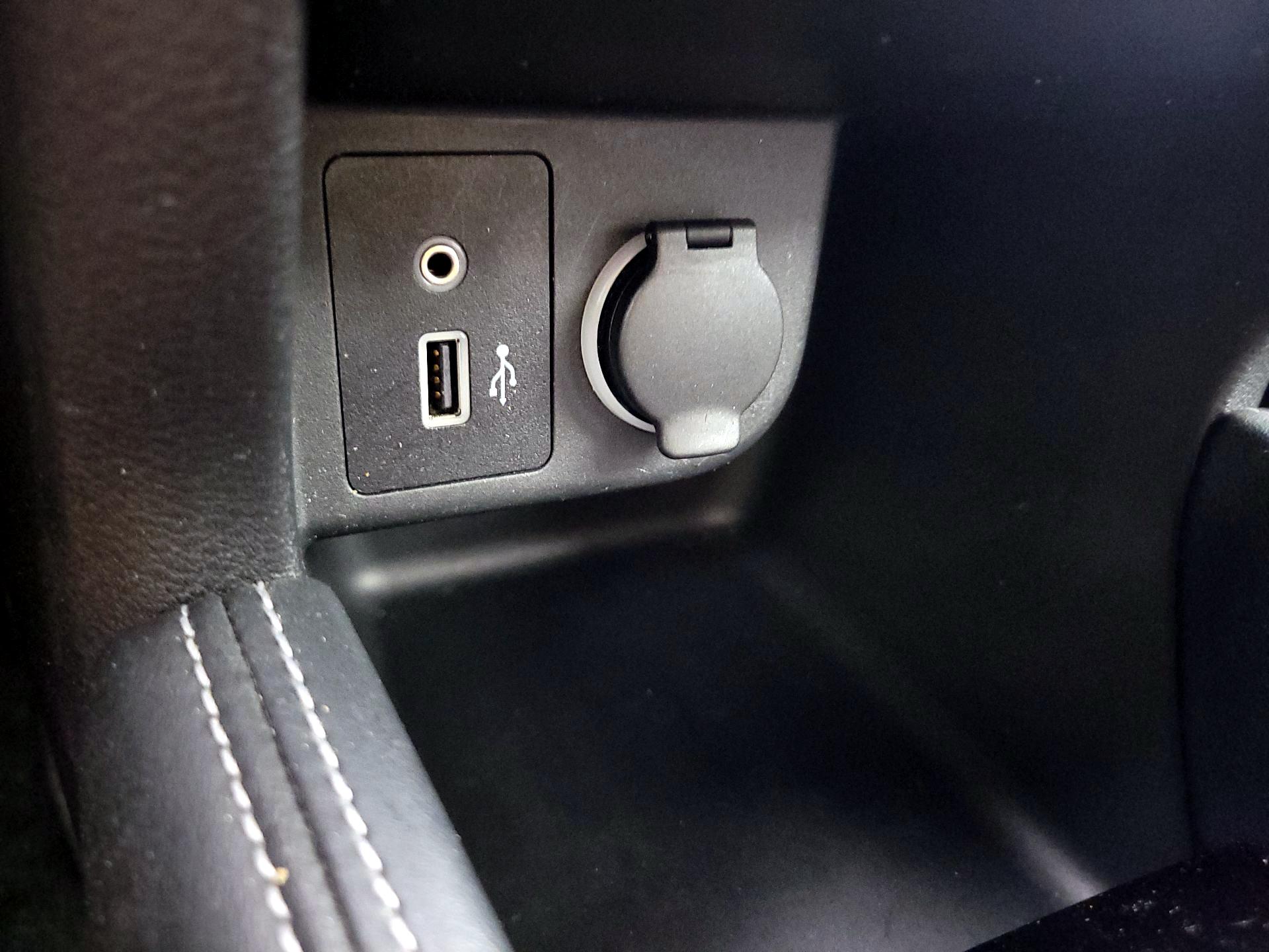 Thumbnail: 2020 Nissan Kicks - 17