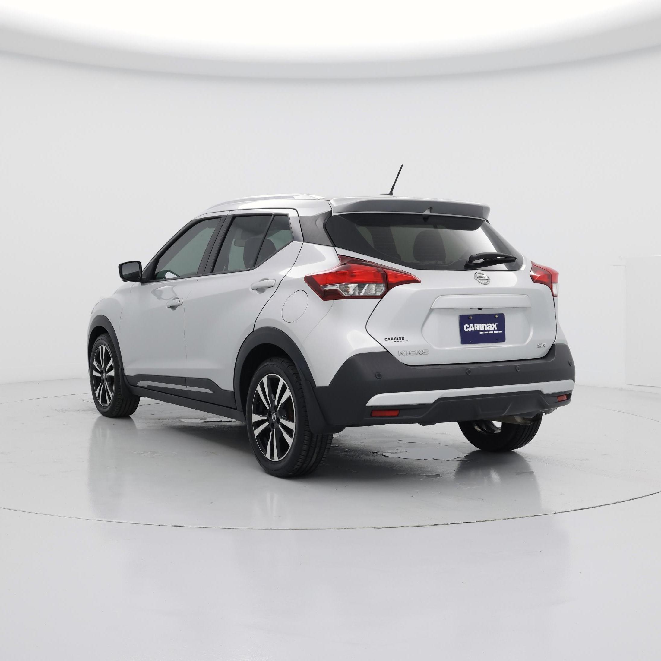 Thumbnail: 2020 Nissan Kicks - 2