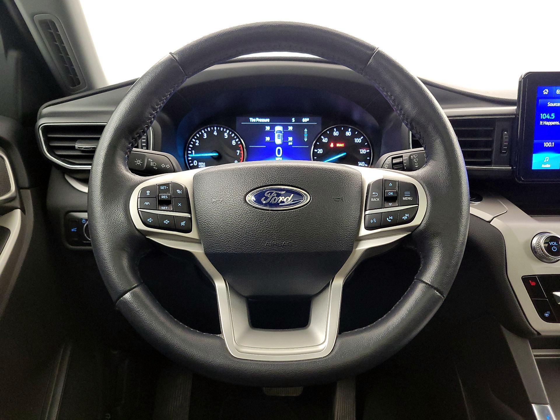 Thumbnail: 2023 Ford Explorer - 10