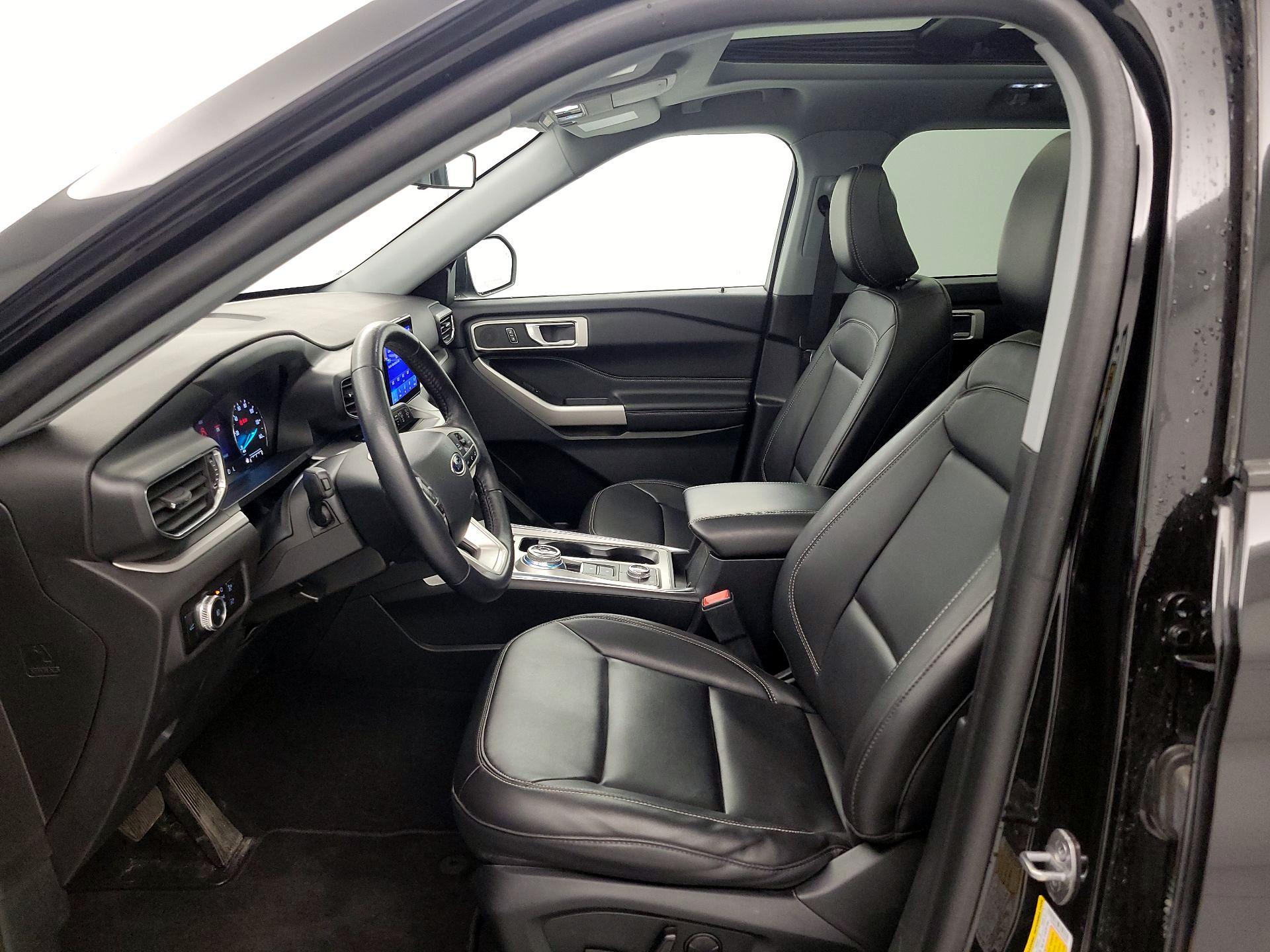 Thumbnail: 2023 Ford Explorer - 11