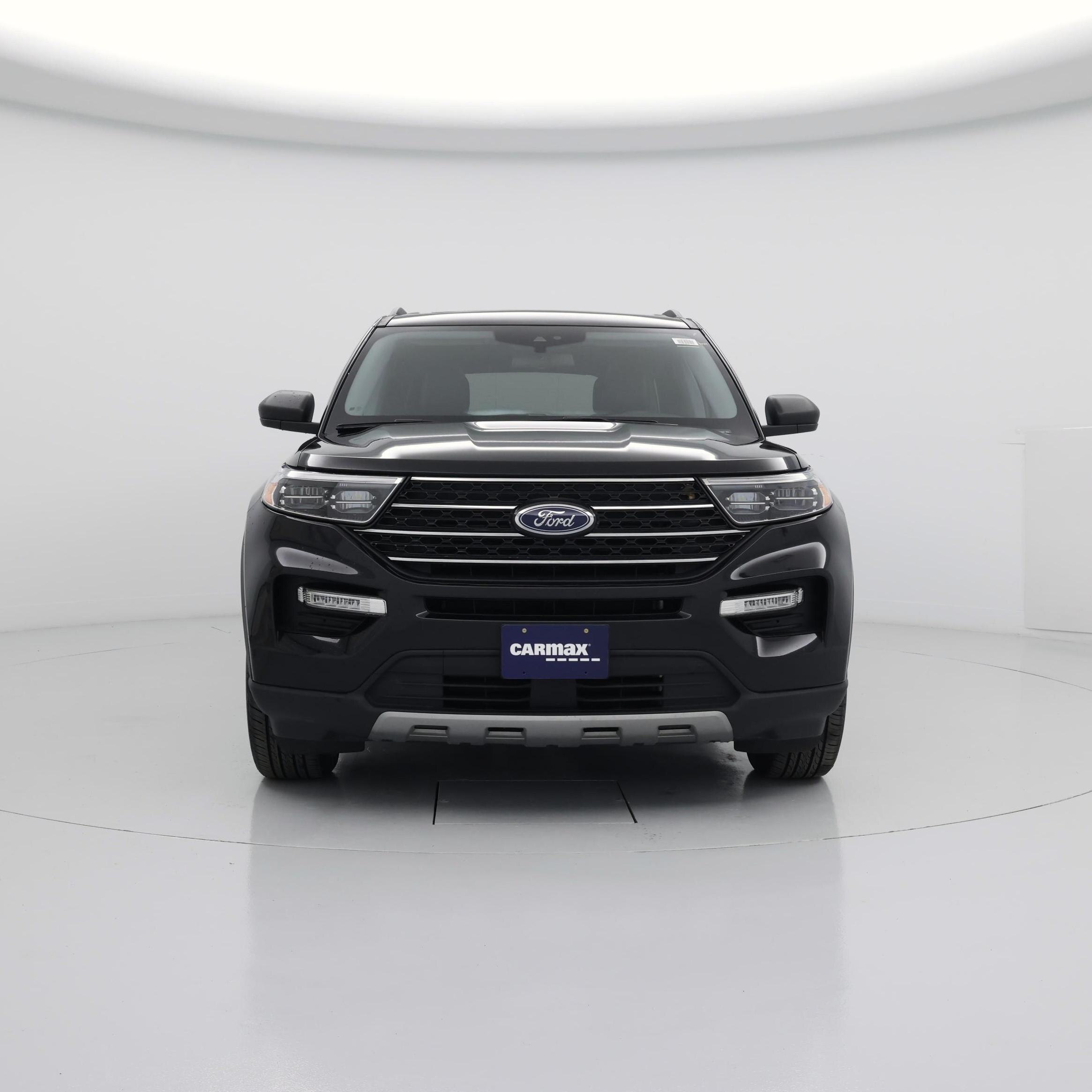 Thumbnail: 2023 Ford Explorer - 5