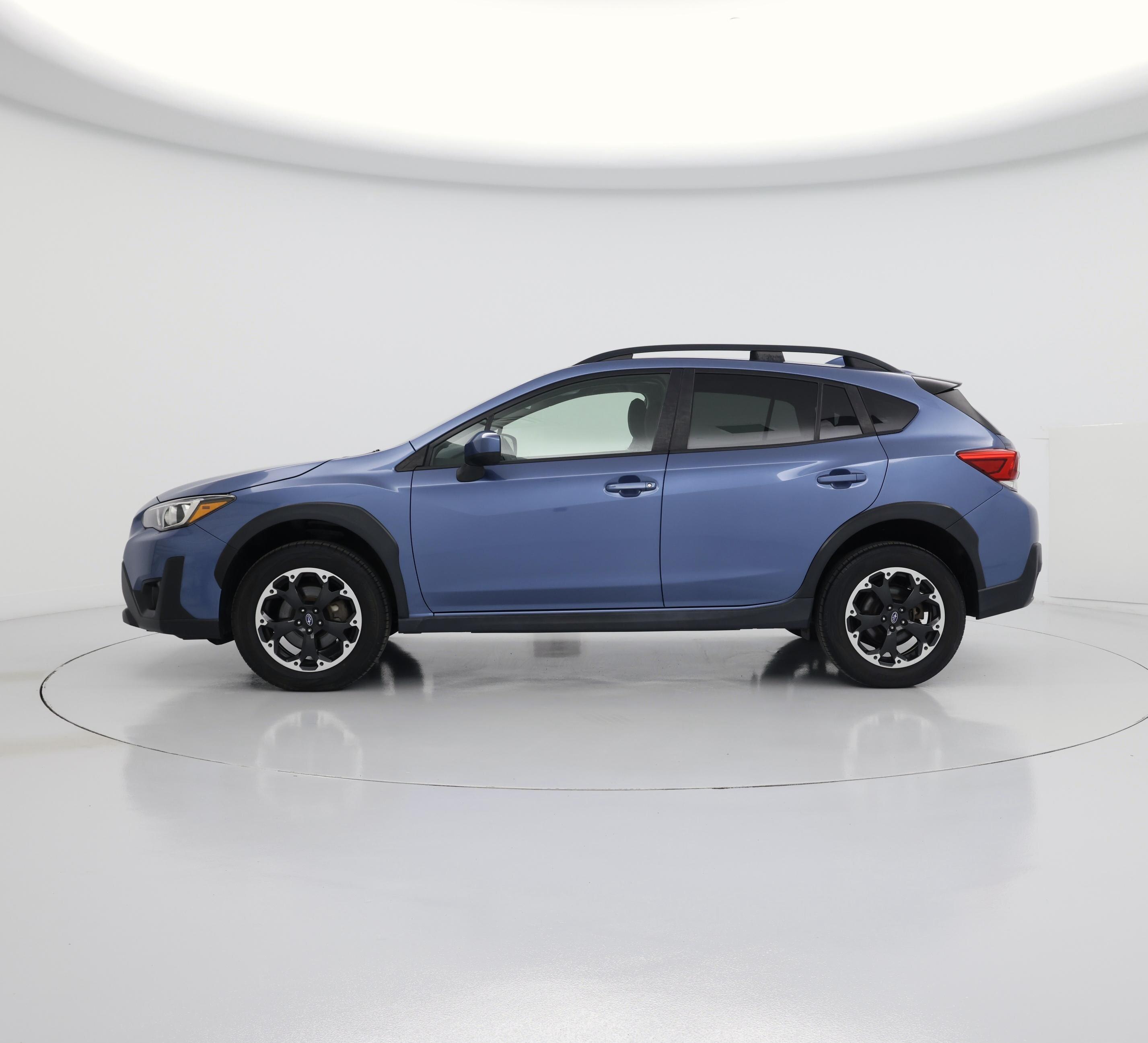 Thumbnail: 2021 Subaru Crosstrek - 3