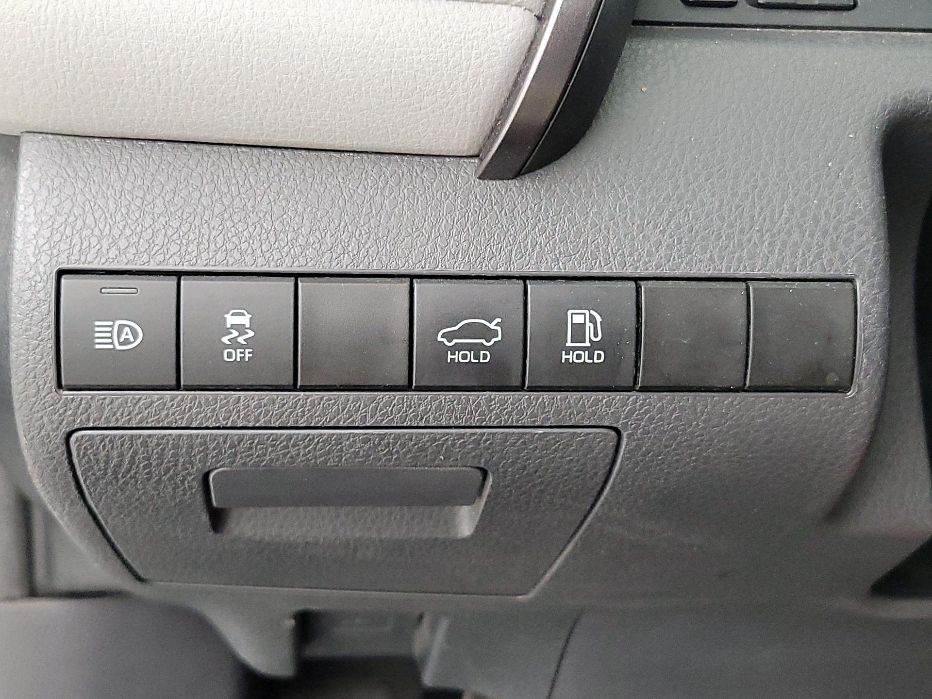 Thumbnail: 2023 Toyota Camry - 13