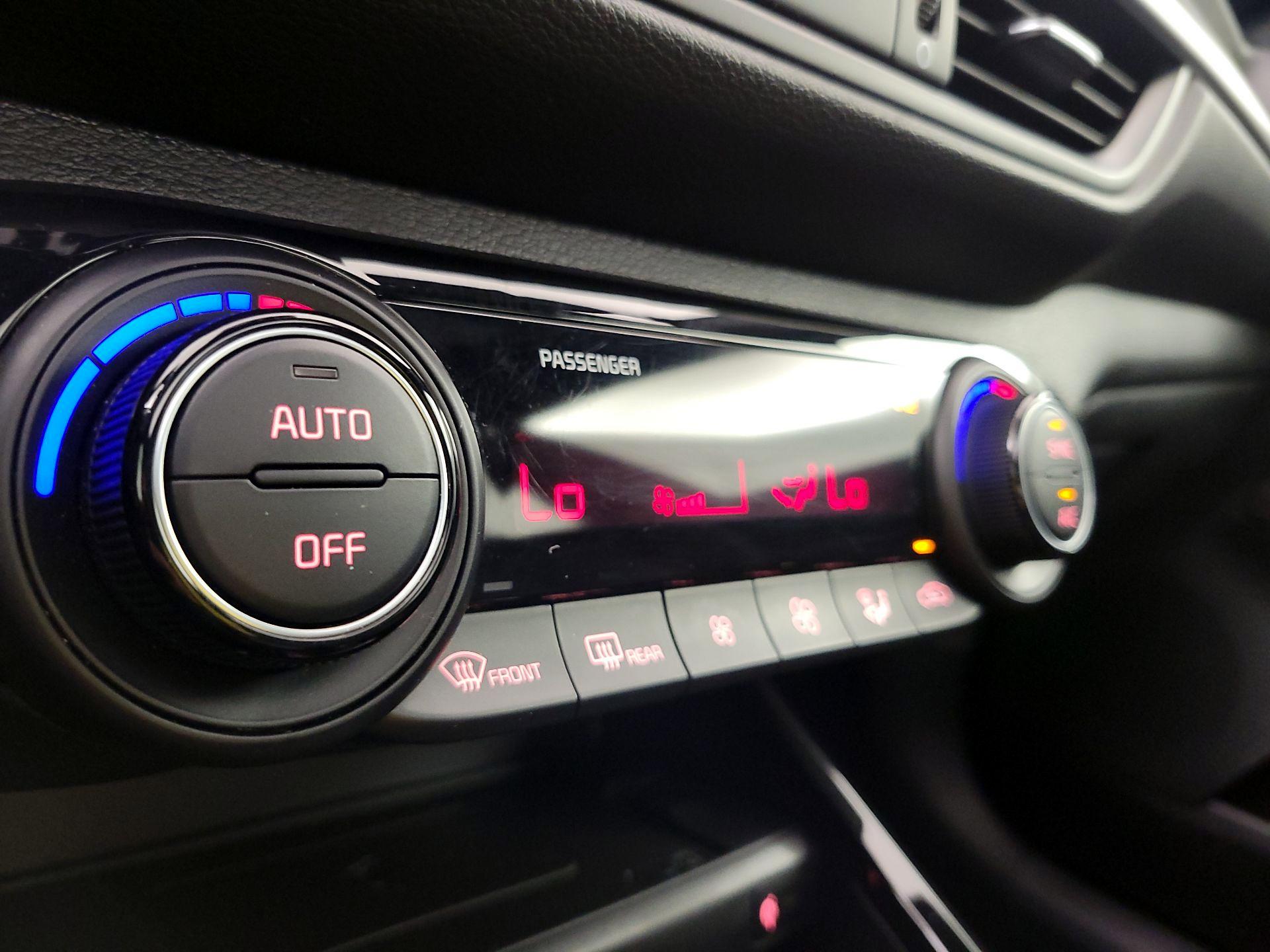 Thumbnail: 2024 Kia Forte - 17