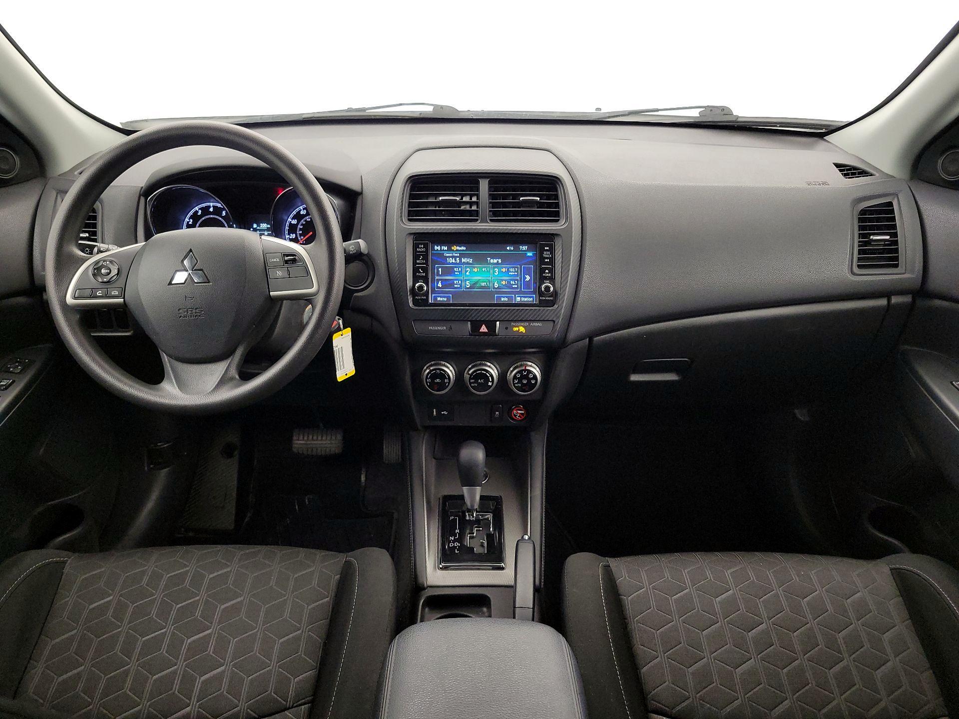 Thumbnail: 2020 Mitsubishi Outlander Sport - 9