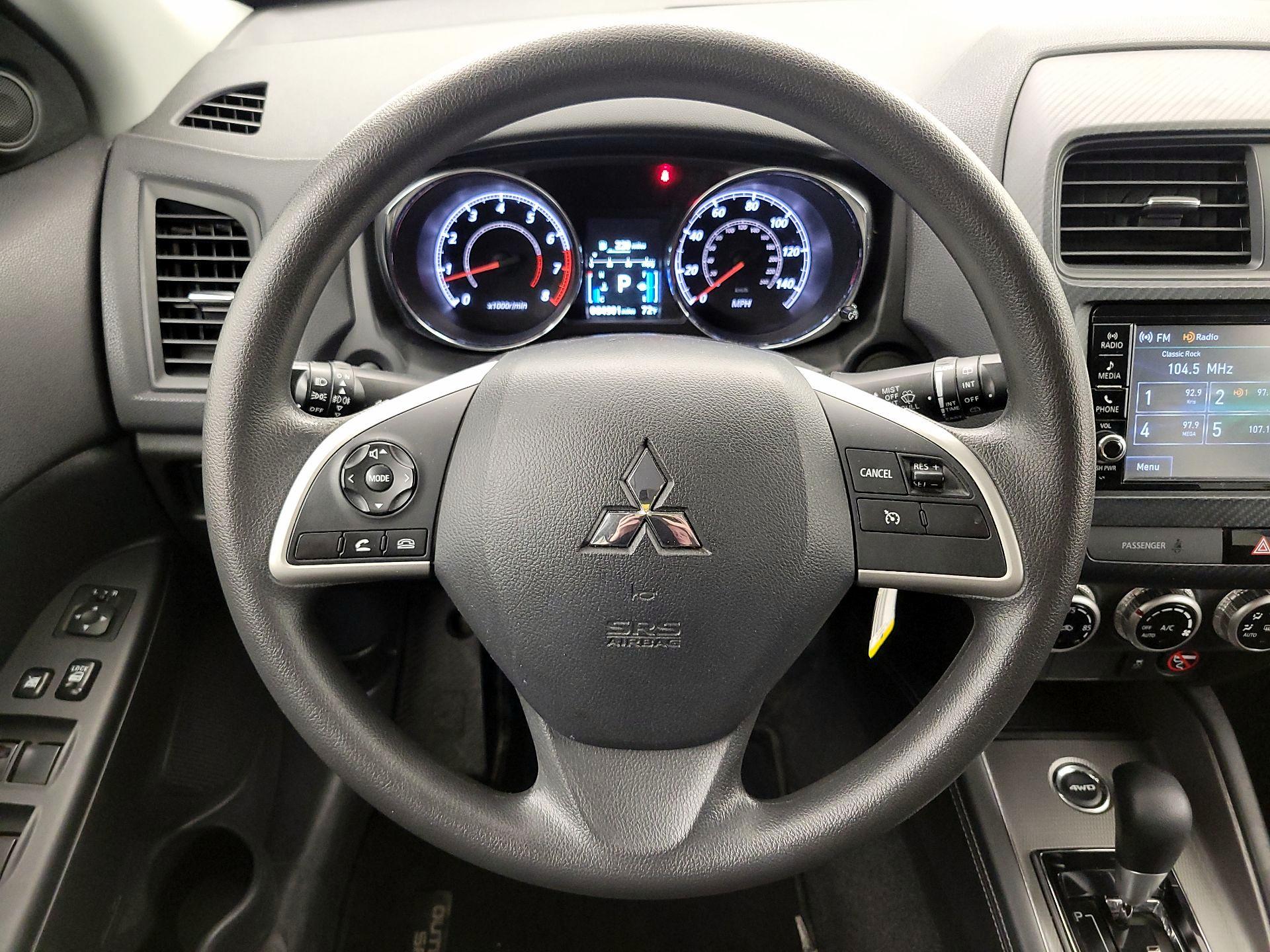 Thumbnail: 2020 Mitsubishi Outlander Sport - 10