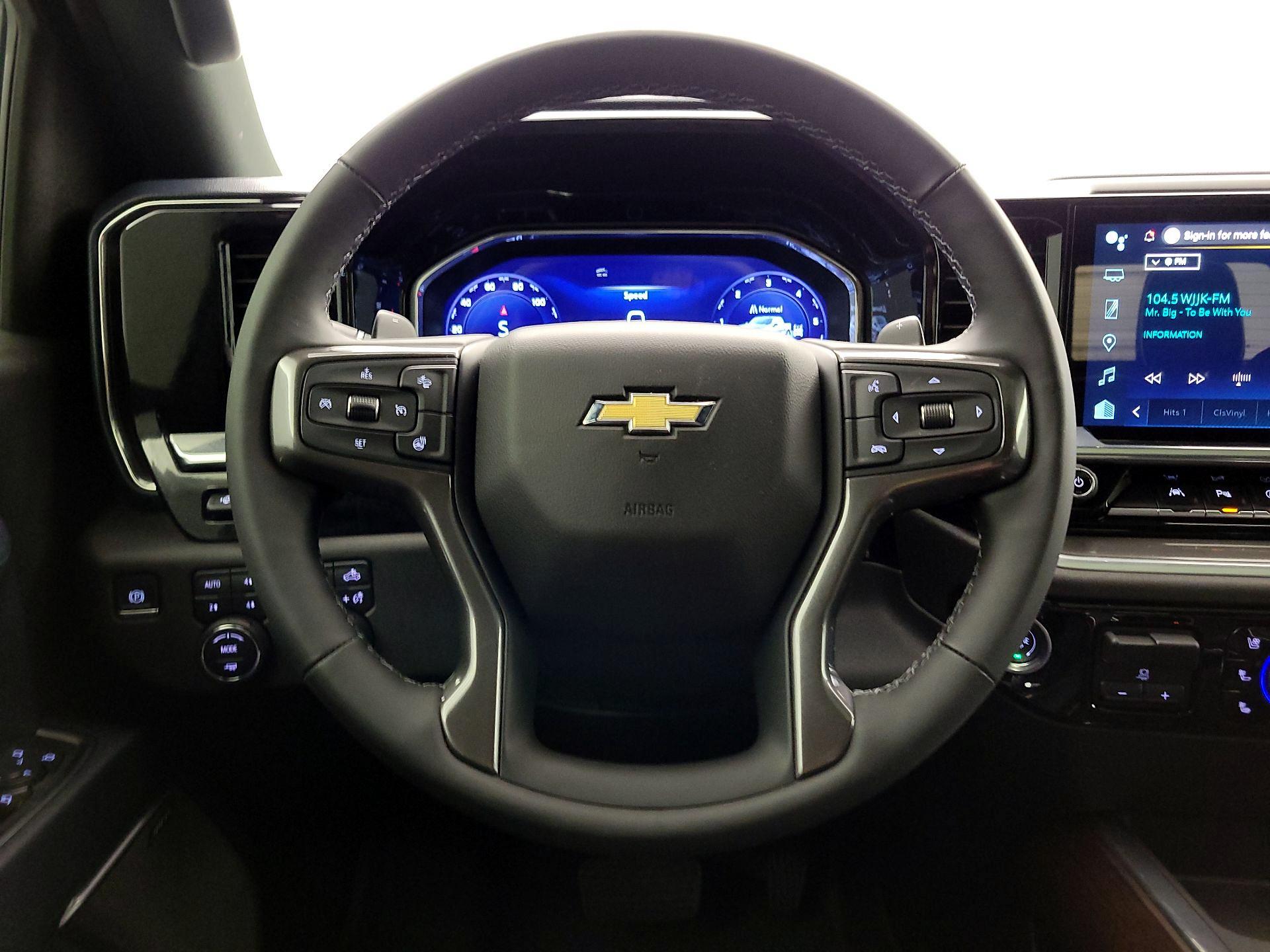 Thumbnail: 2025 Chevrolet Silverado 1500 - 10