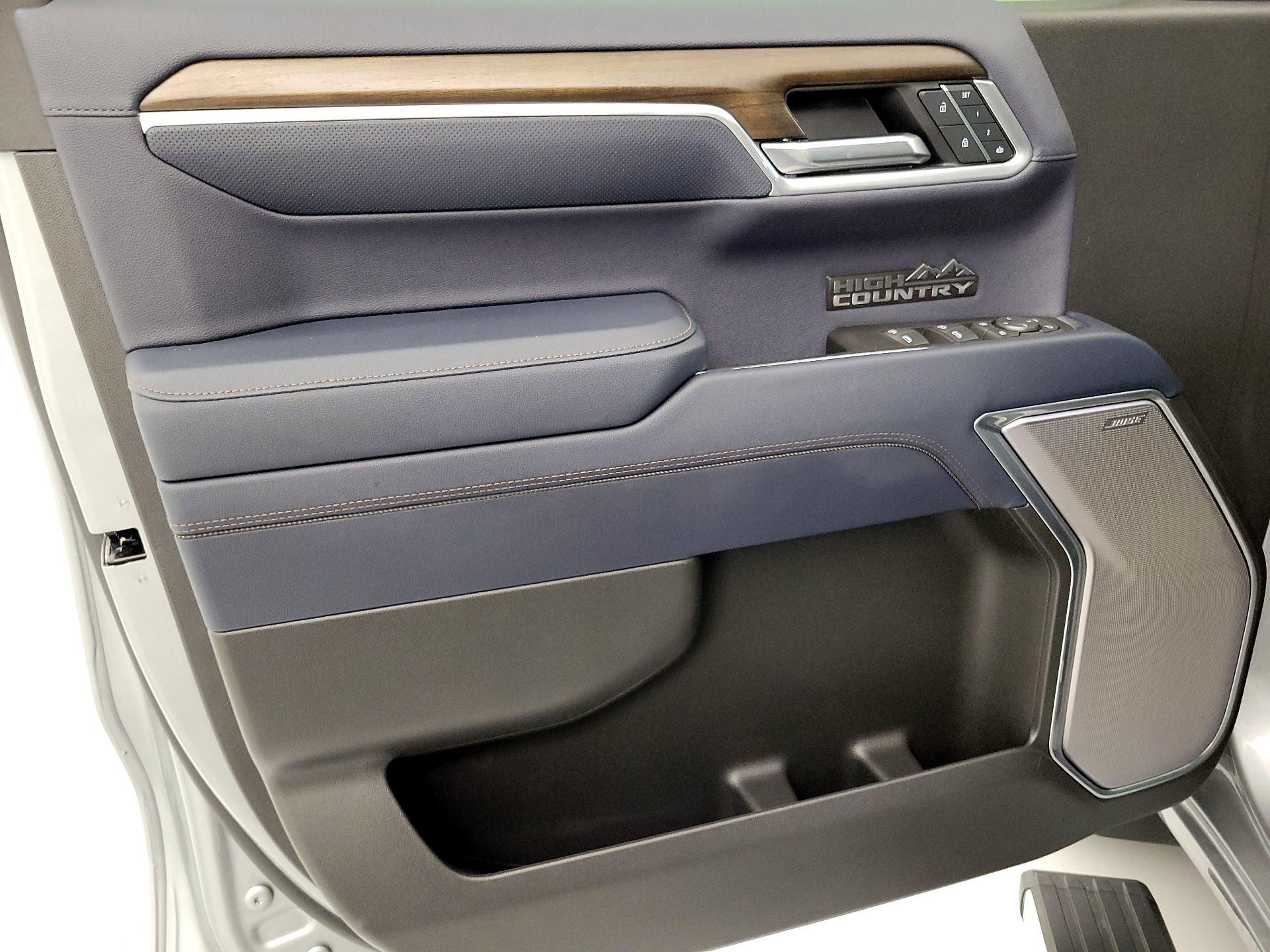 Thumbnail: 2025 Chevrolet Silverado 1500 - 12