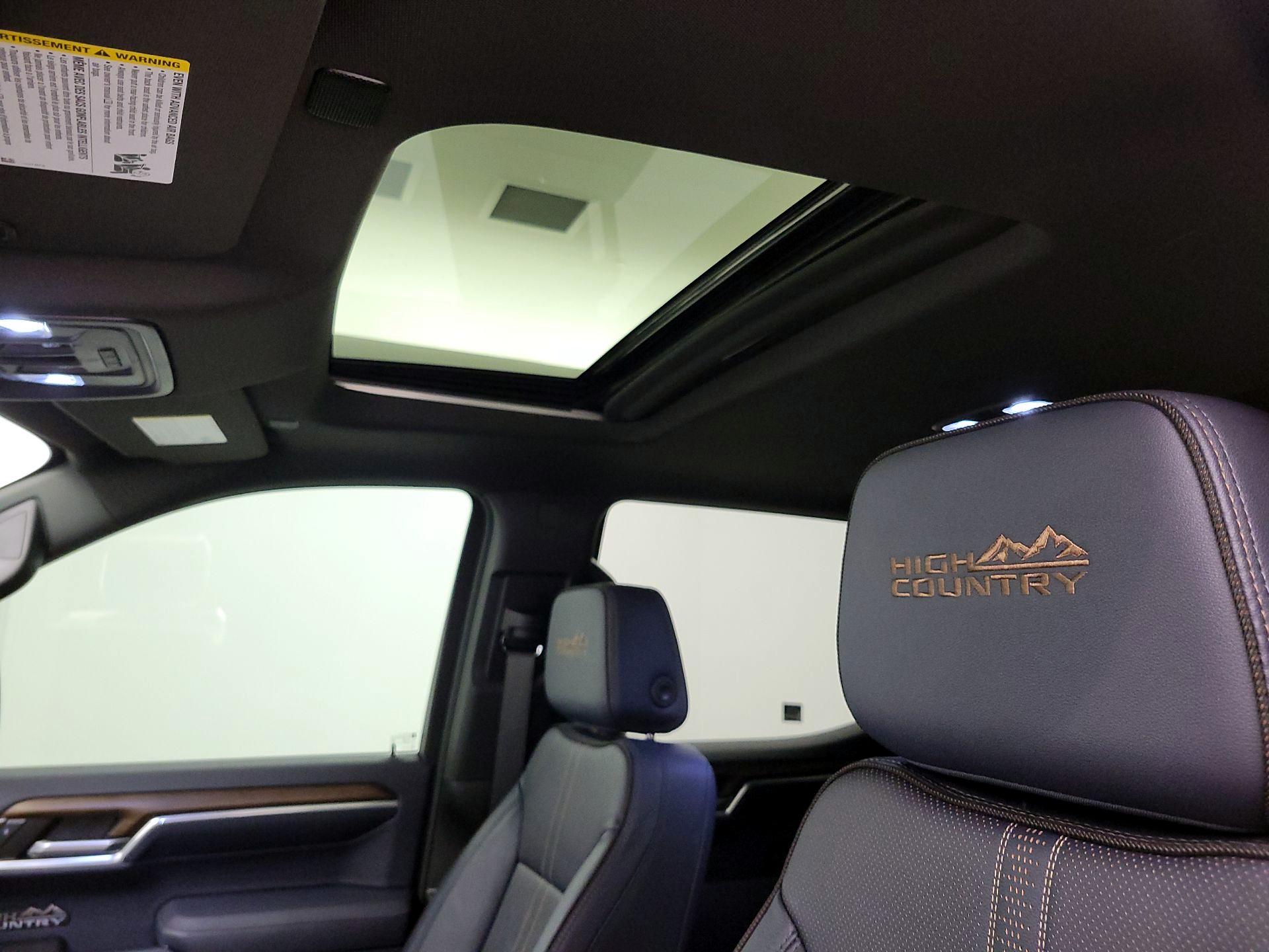 Thumbnail: 2025 Chevrolet Silverado 1500 - 19