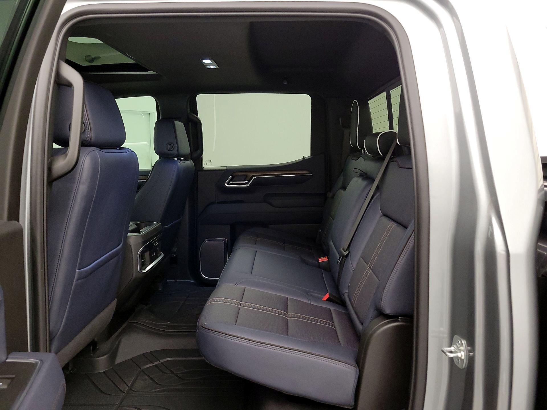 Thumbnail: 2025 Chevrolet Silverado 1500 - 20