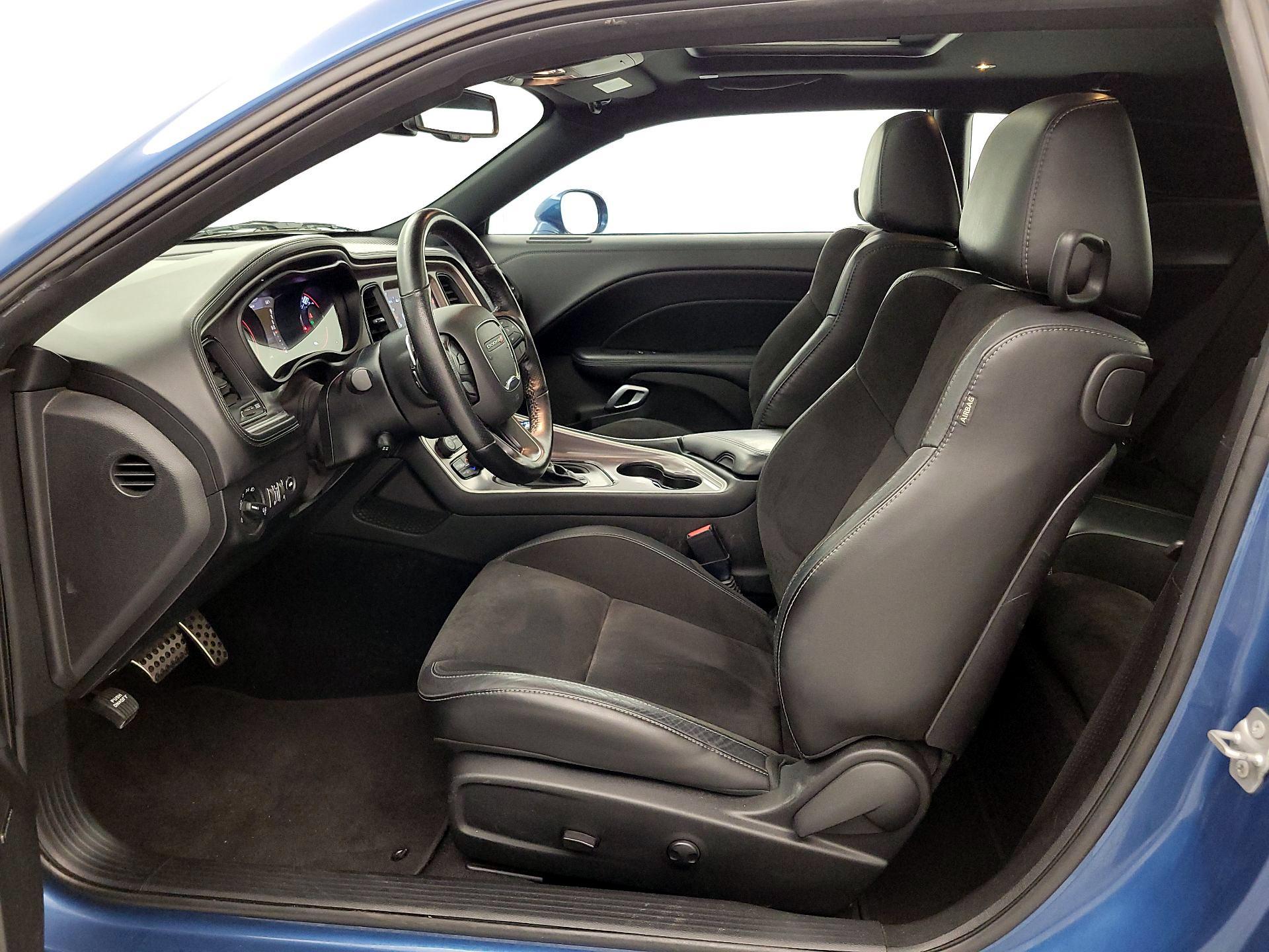 Thumbnail: 2022 Dodge Challenger - 11