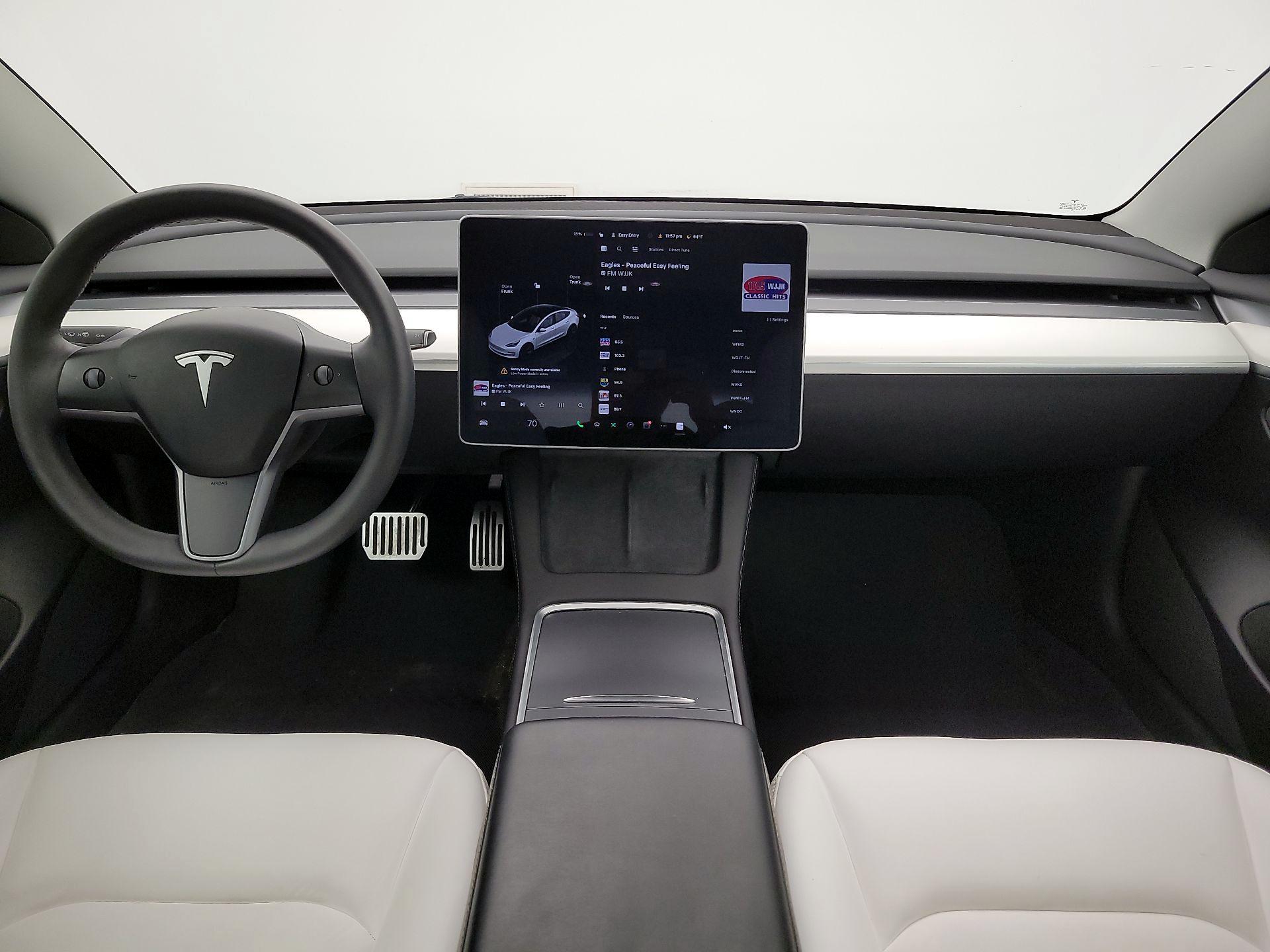 Thumbnail: 2023 Tesla Model 3 - 9