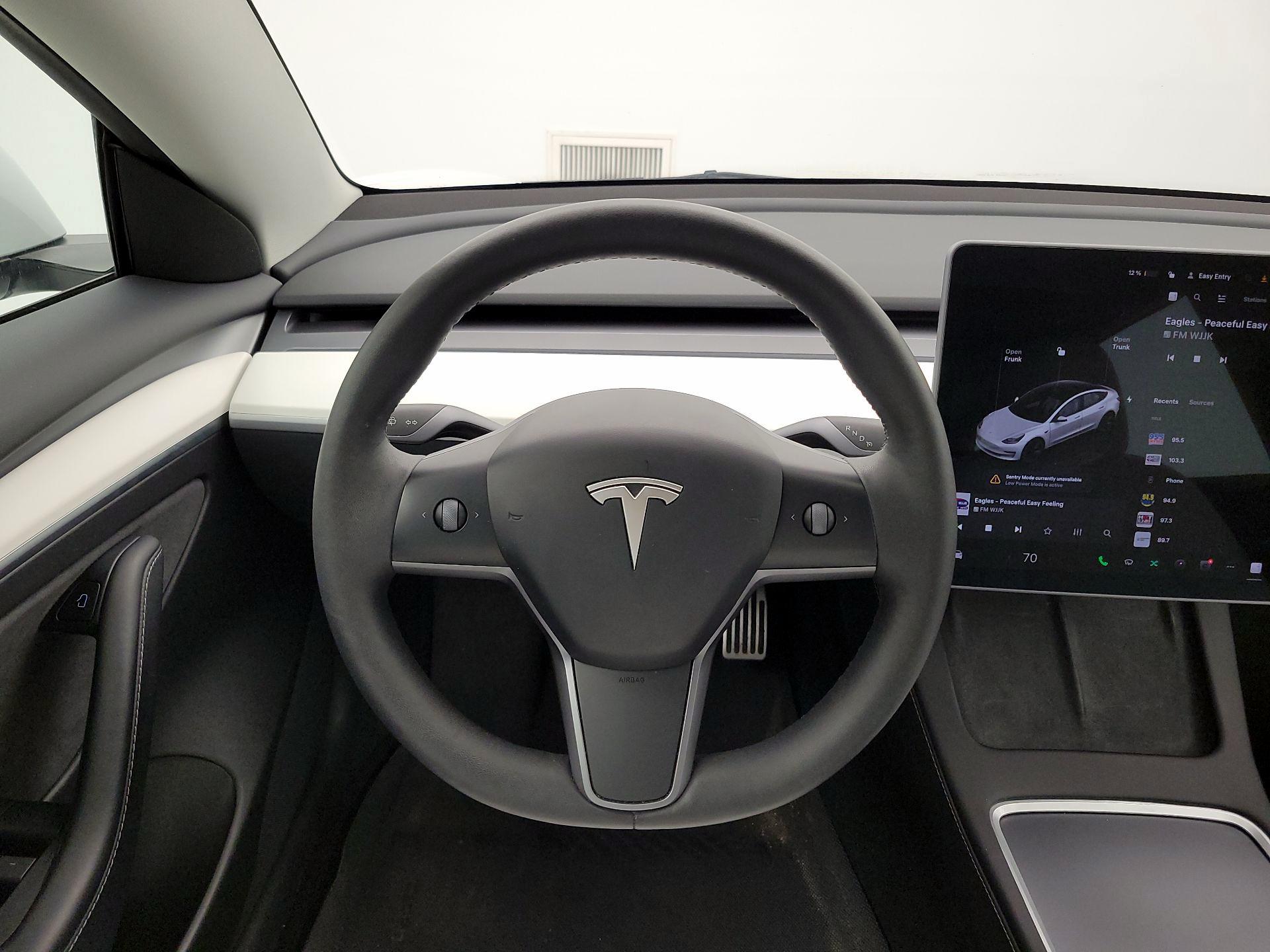 Thumbnail: 2023 Tesla Model 3 - 10