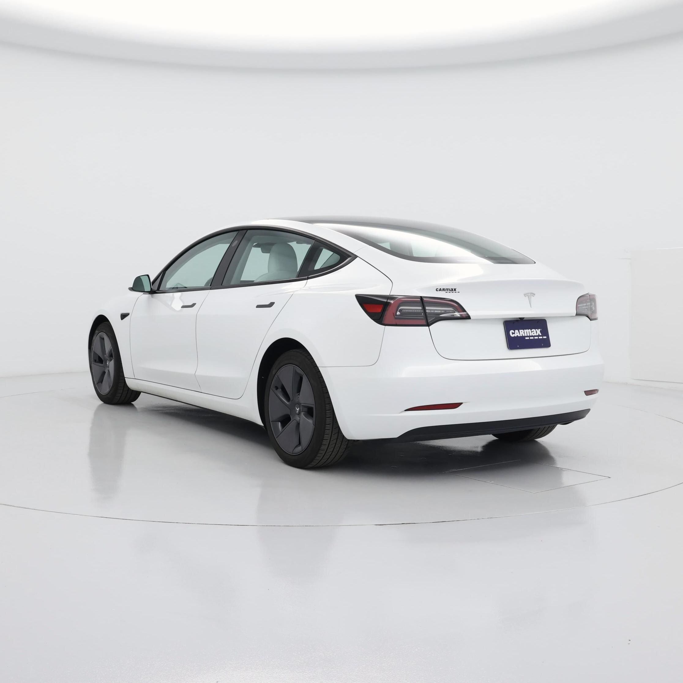 Thumbnail: 2023 Tesla Model 3 - 2