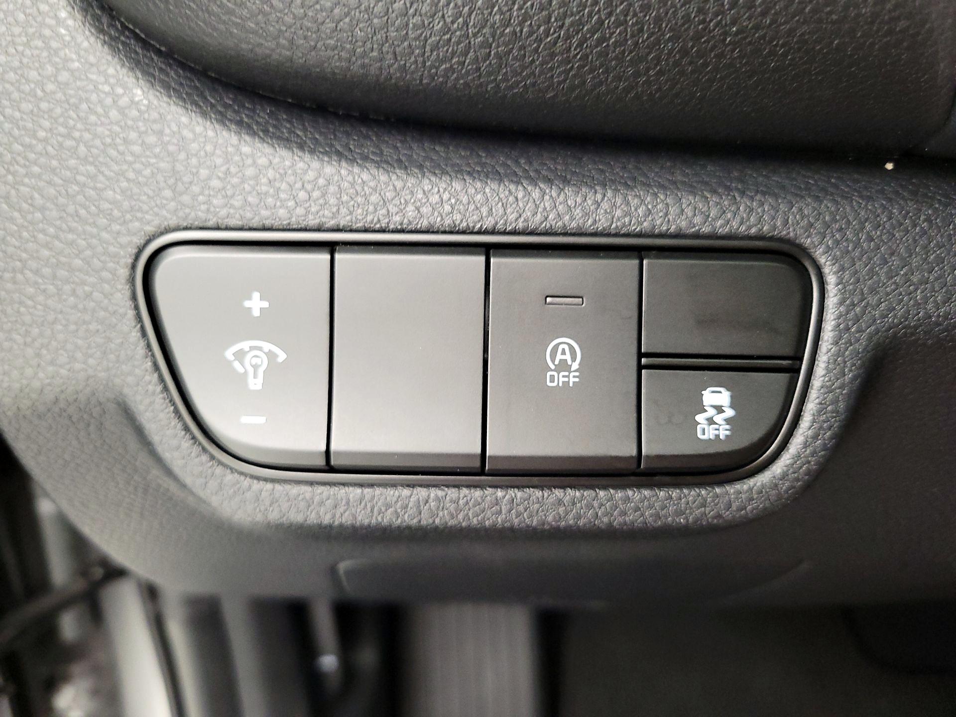 Thumbnail: 2025 Kia Seltos - 13