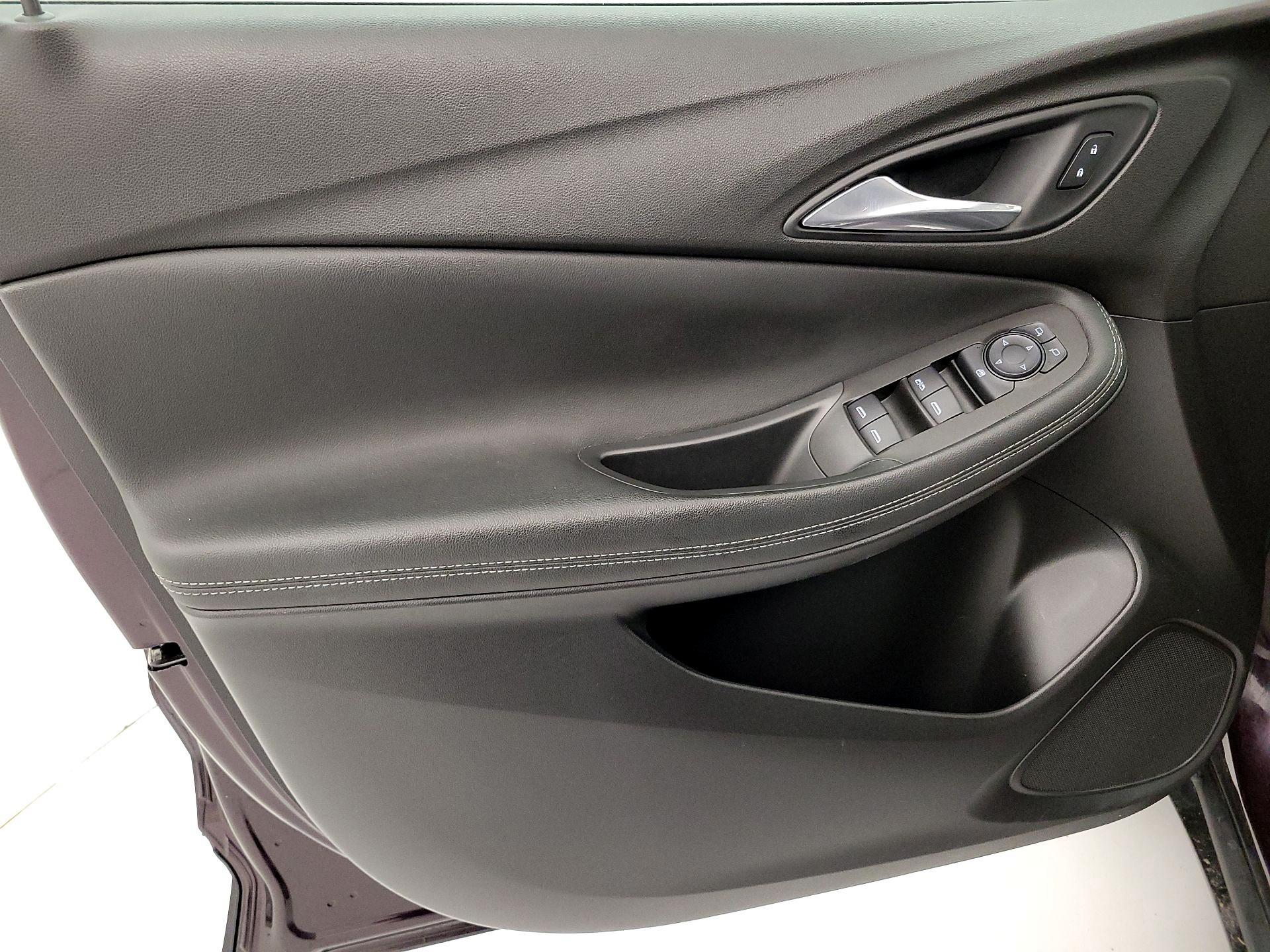 Thumbnail: 2020 Buick Encore GX - 12