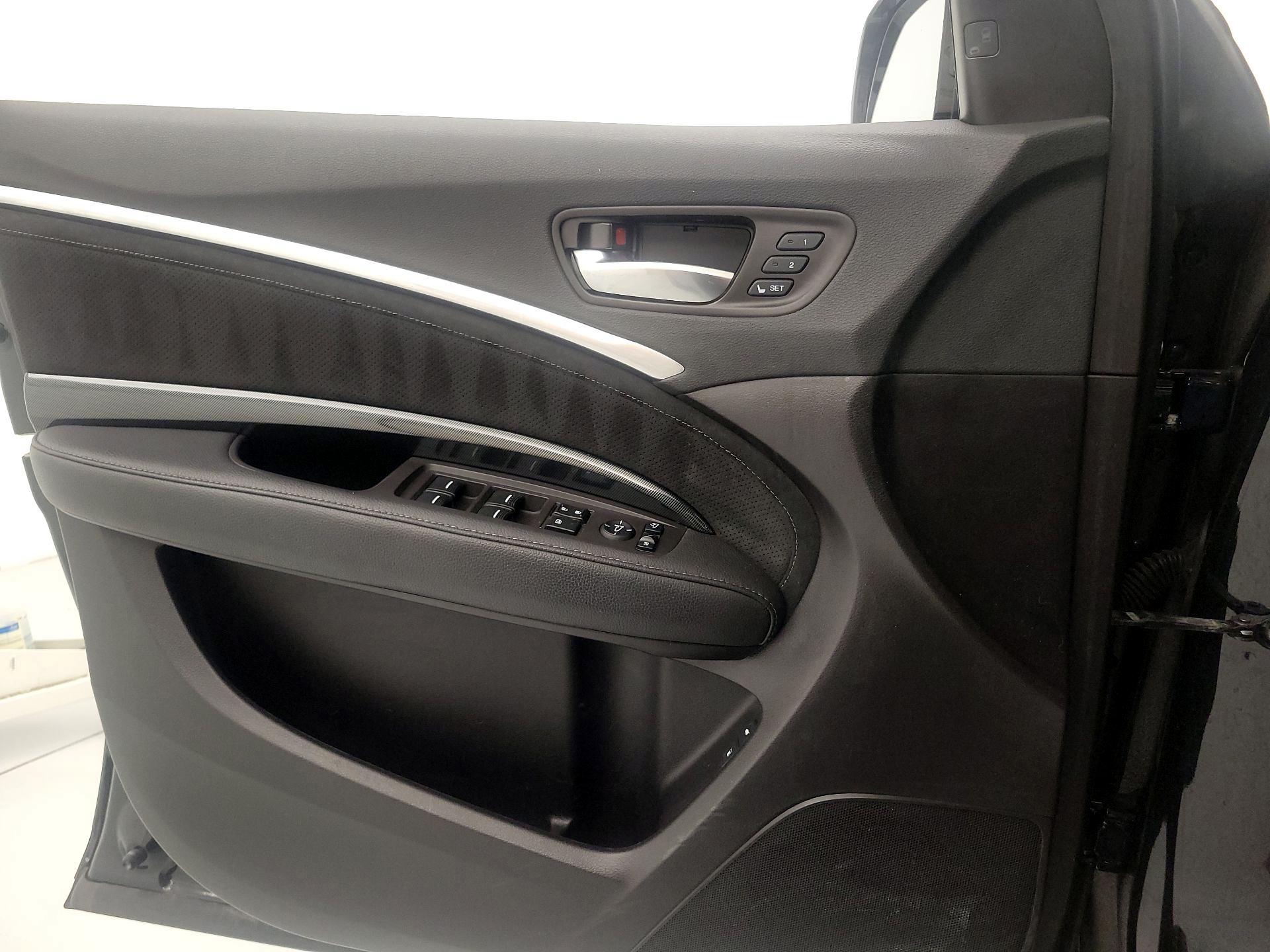 Thumbnail: 2019 Acura MDX - 12