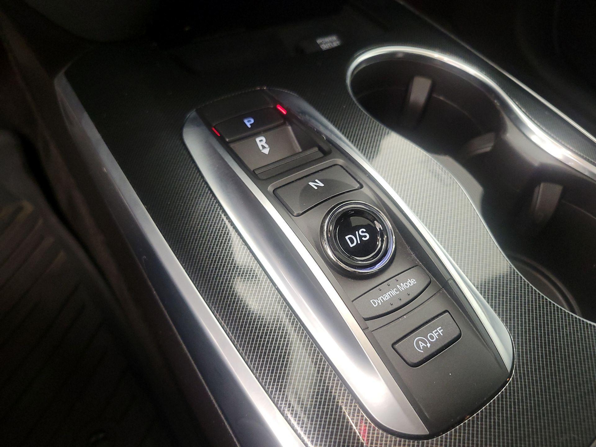 Thumbnail: 2019 Acura MDX - 17