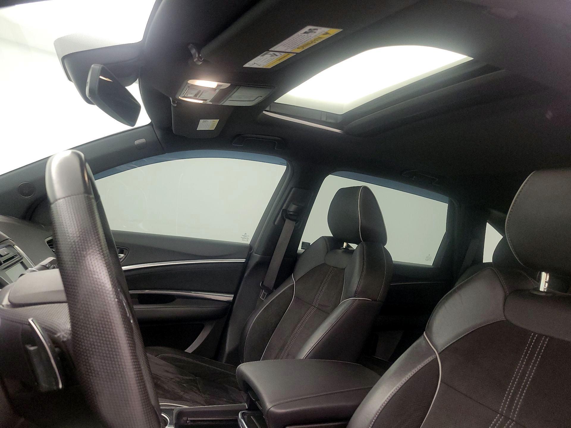 Thumbnail: 2019 Acura MDX - 19