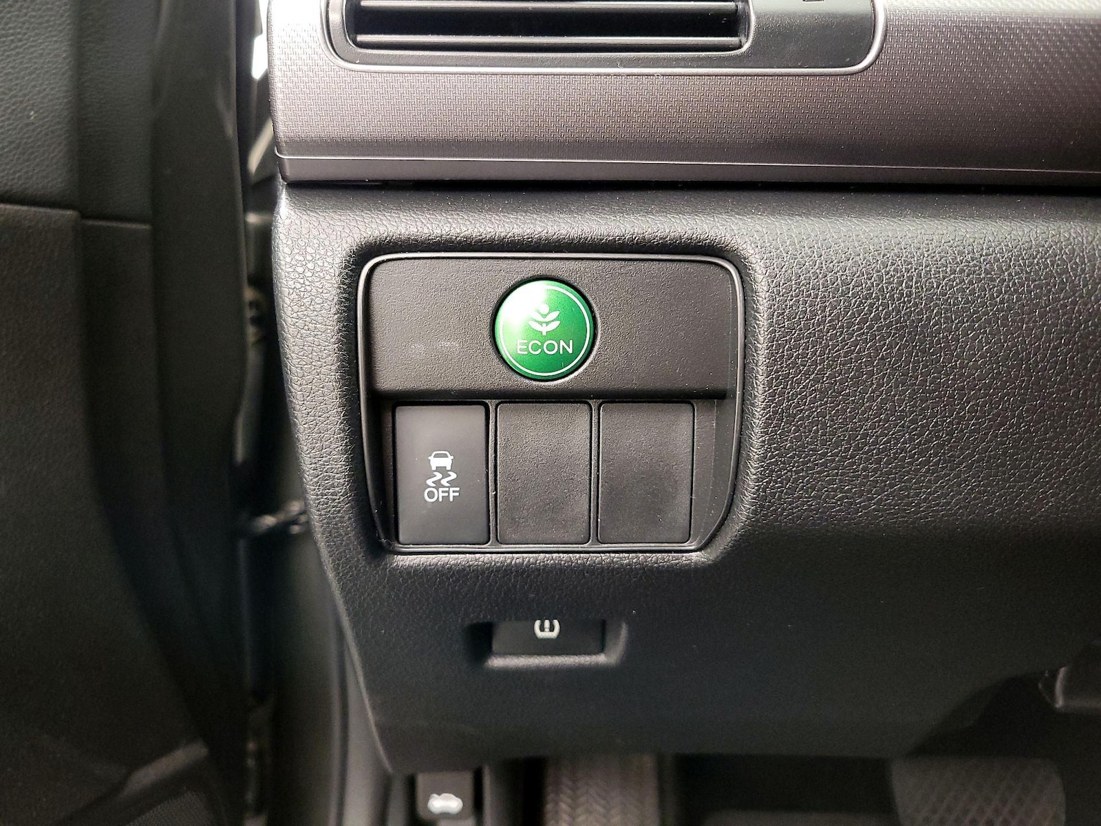 2014 Honda Accord LX - Photo 14