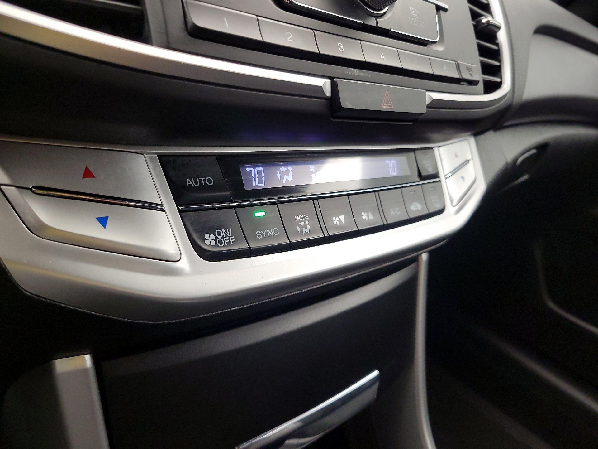 Thumbnail: 2014 Honda Accord - 16