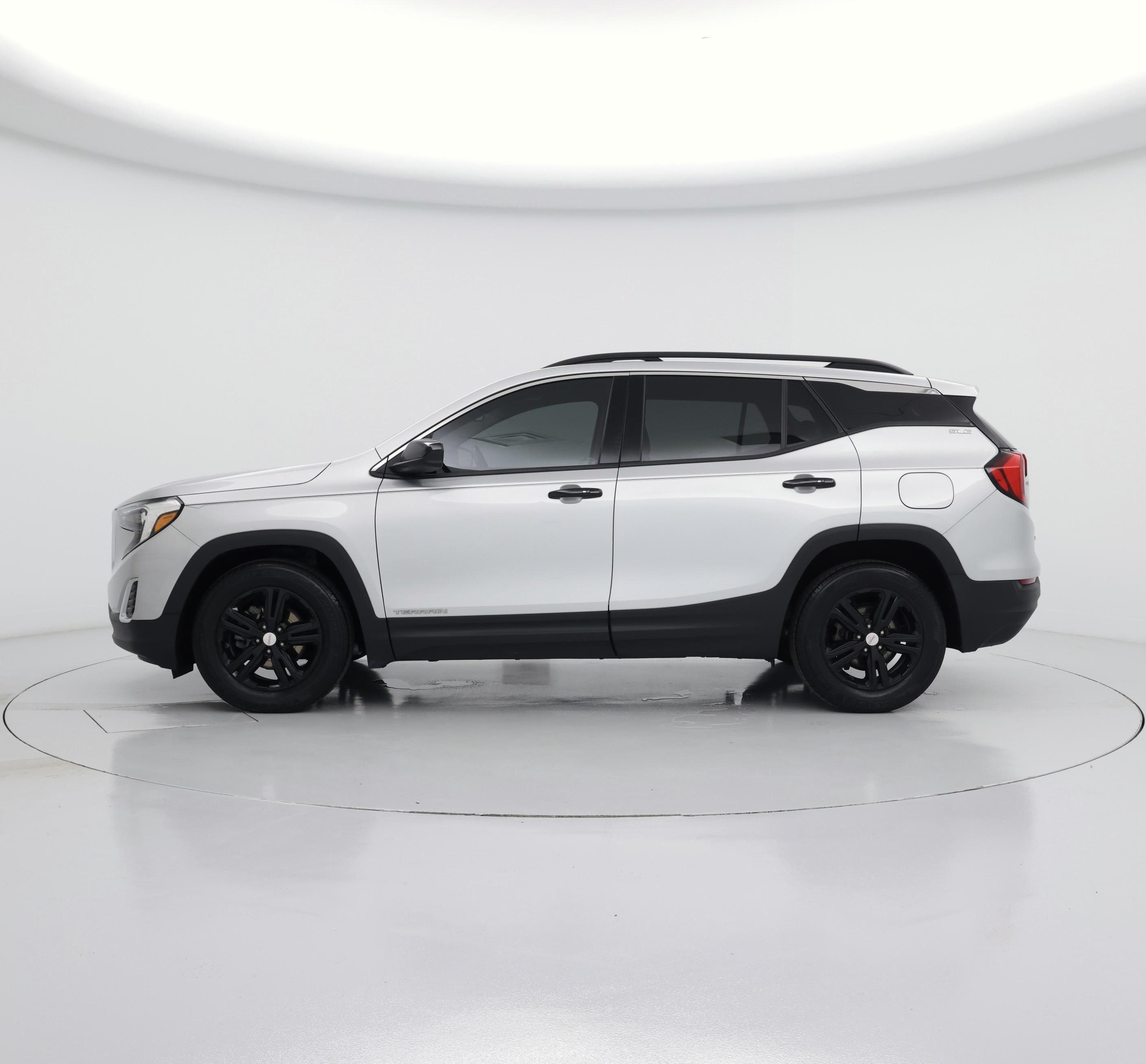Thumbnail: 2020 GMC Terrain - 3