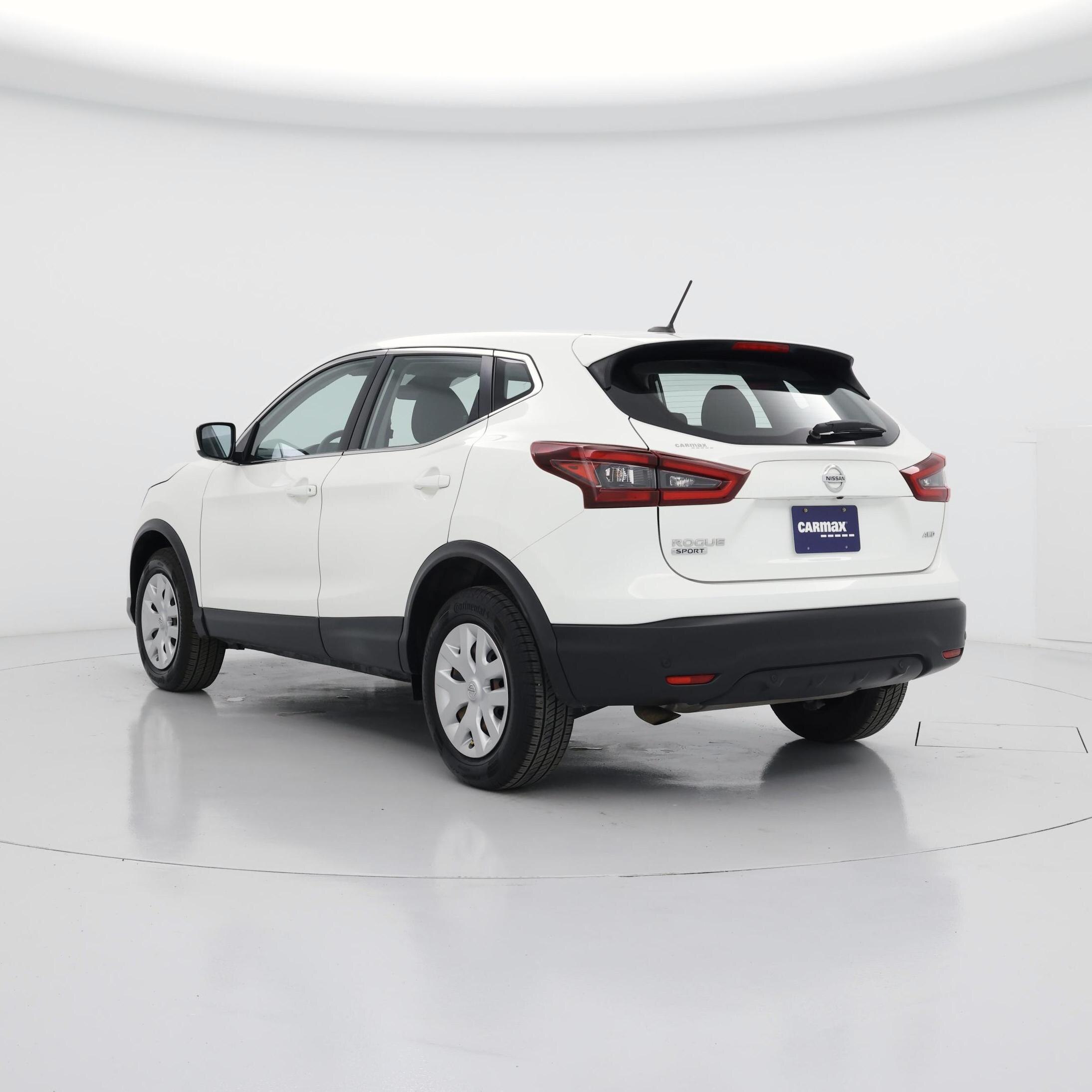 Thumbnail: 2020 Nissan Rogue Sport - 2