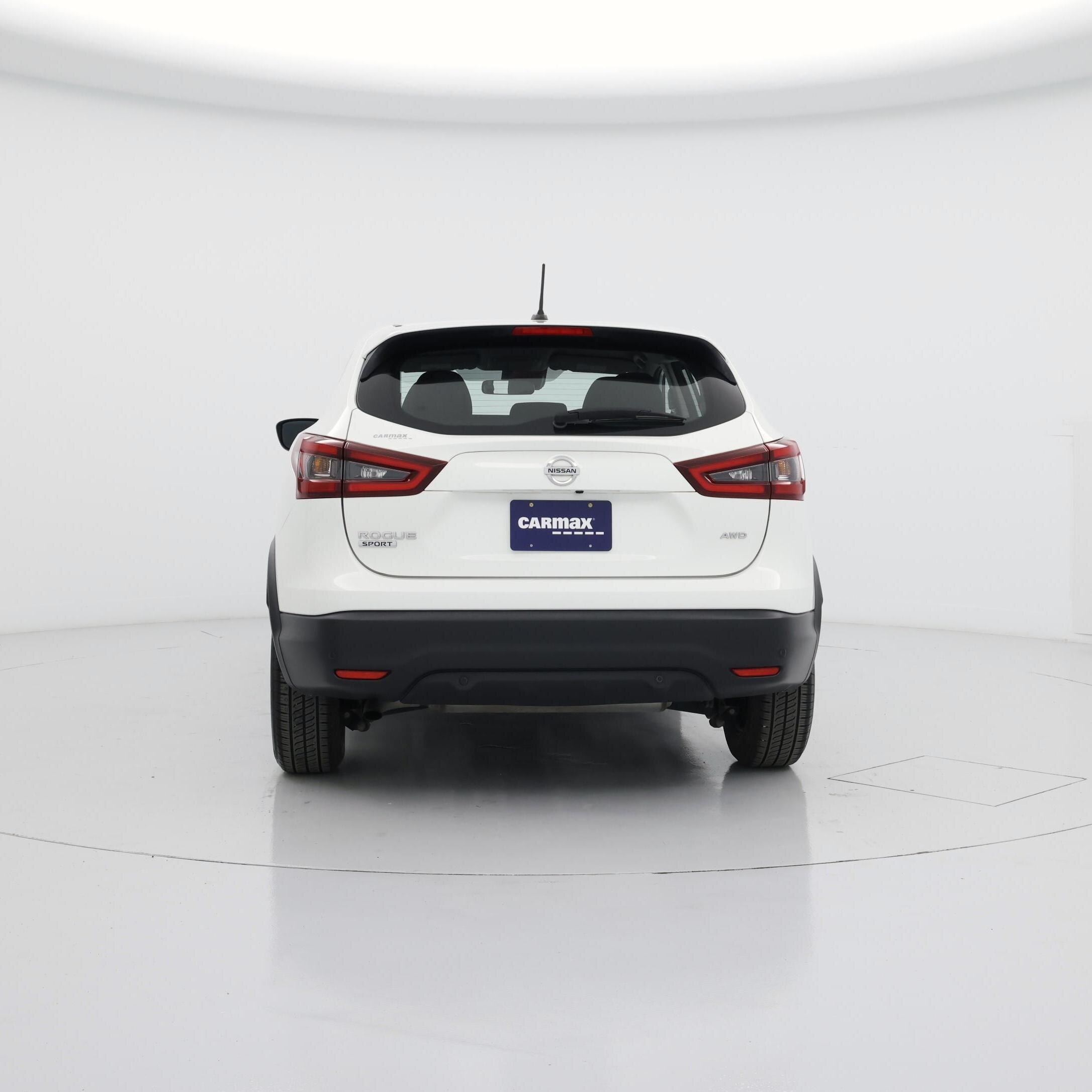 Thumbnail: 2020 Nissan Rogue Sport - 6