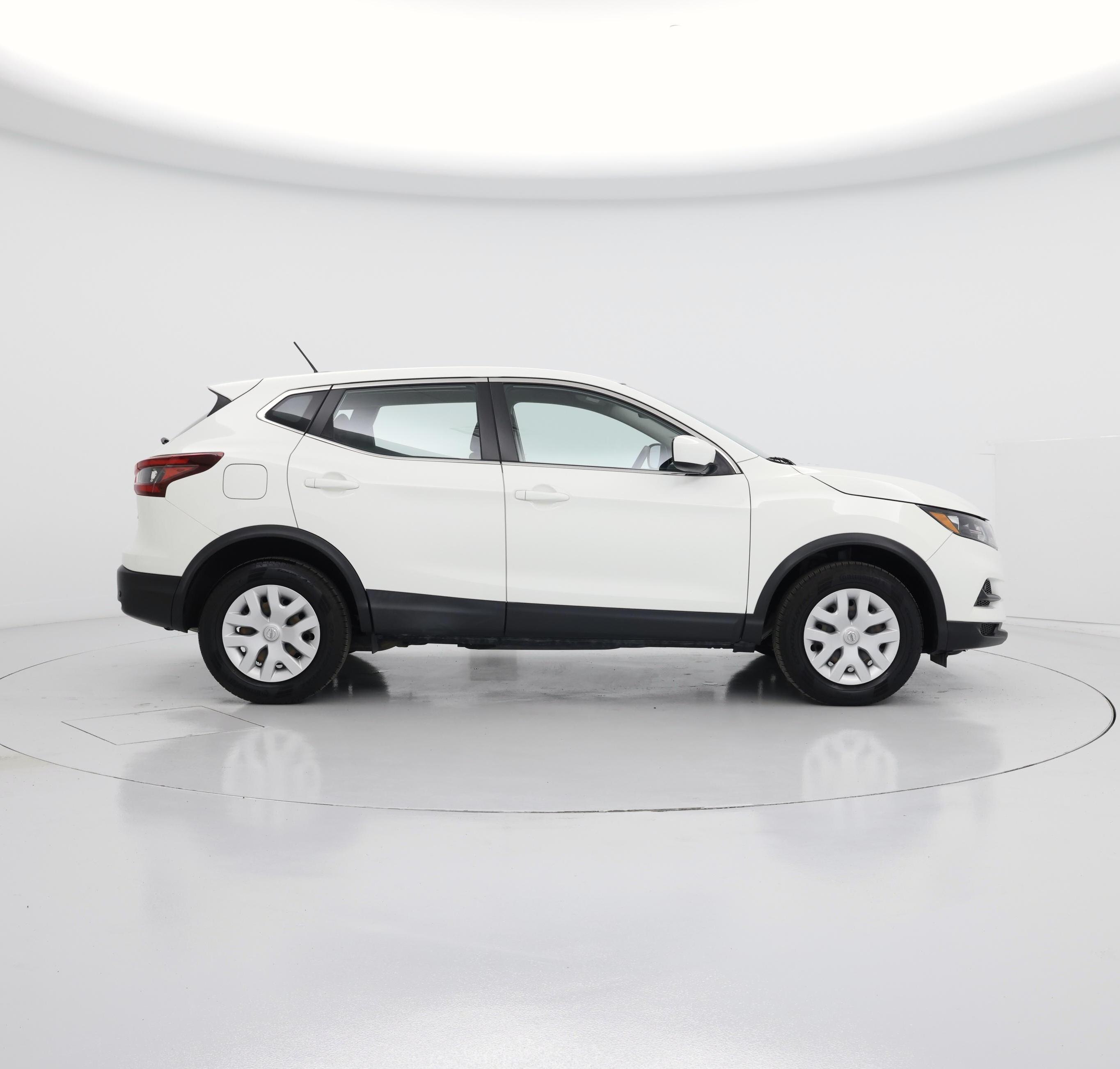 Thumbnail: 2020 Nissan Rogue Sport - 7