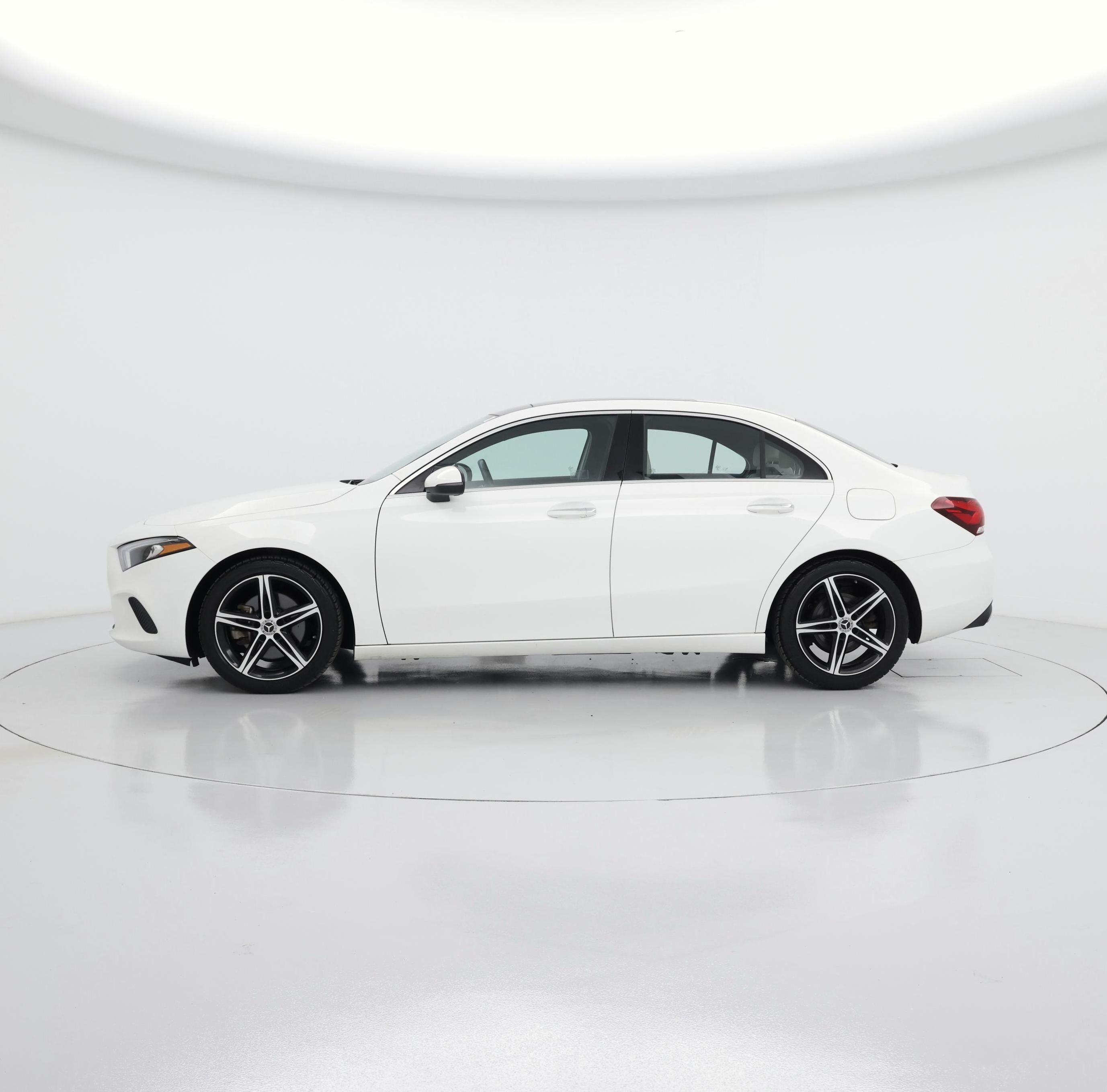 Thumbnail: 2022 Mercedes-Benz A-Class - 3