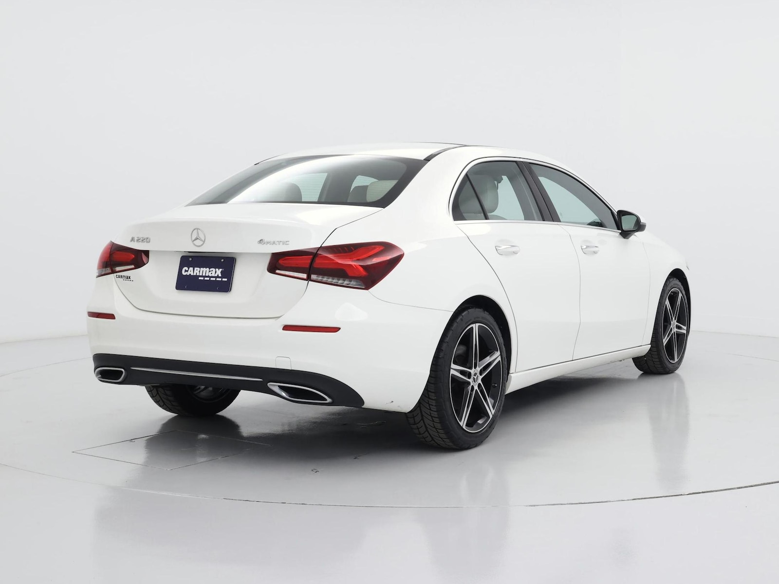 2022 Mercedes-Benz A-Class A220 - Photo 9
