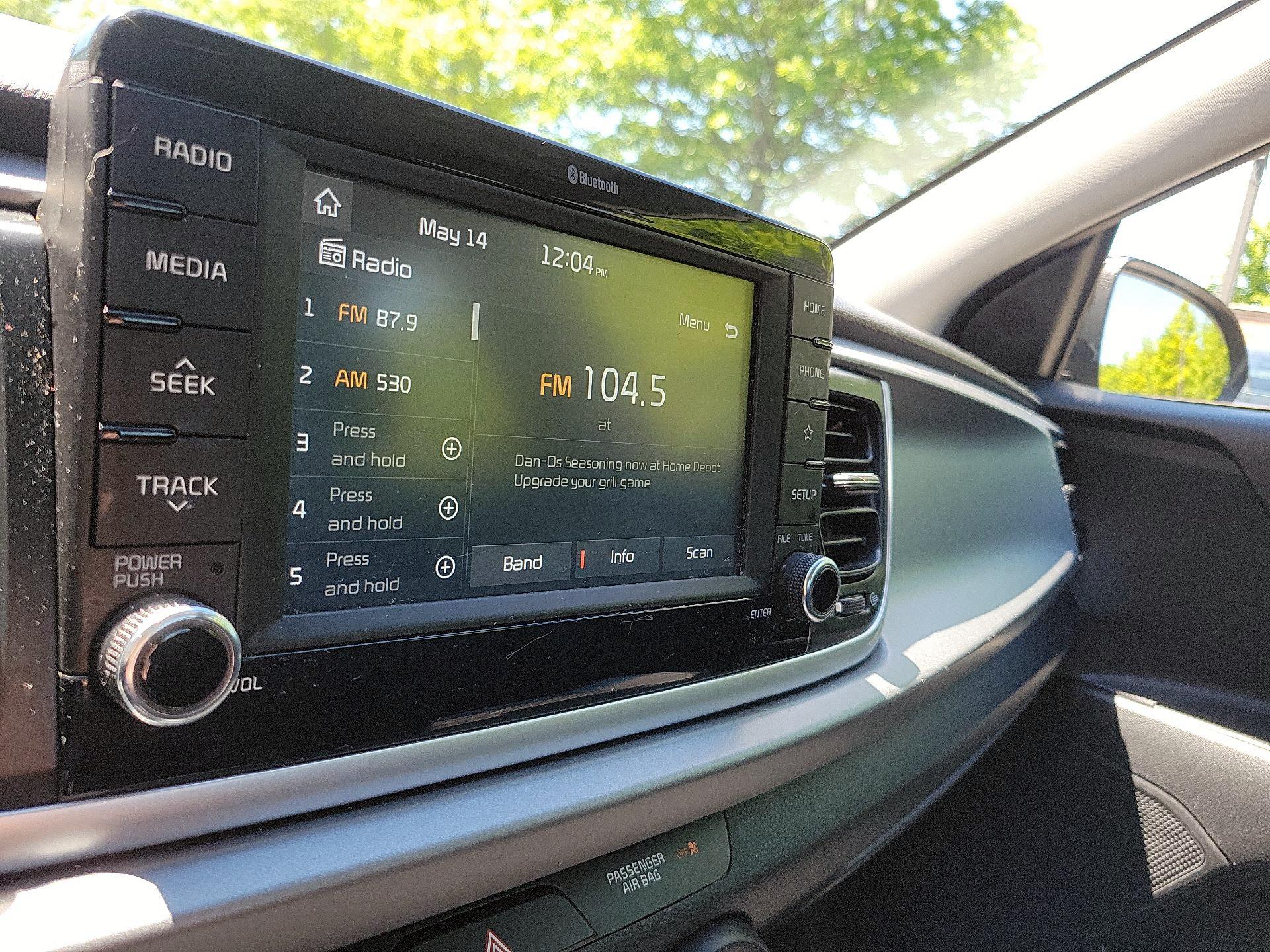 Thumbnail: 2020 Kia Rio - 13