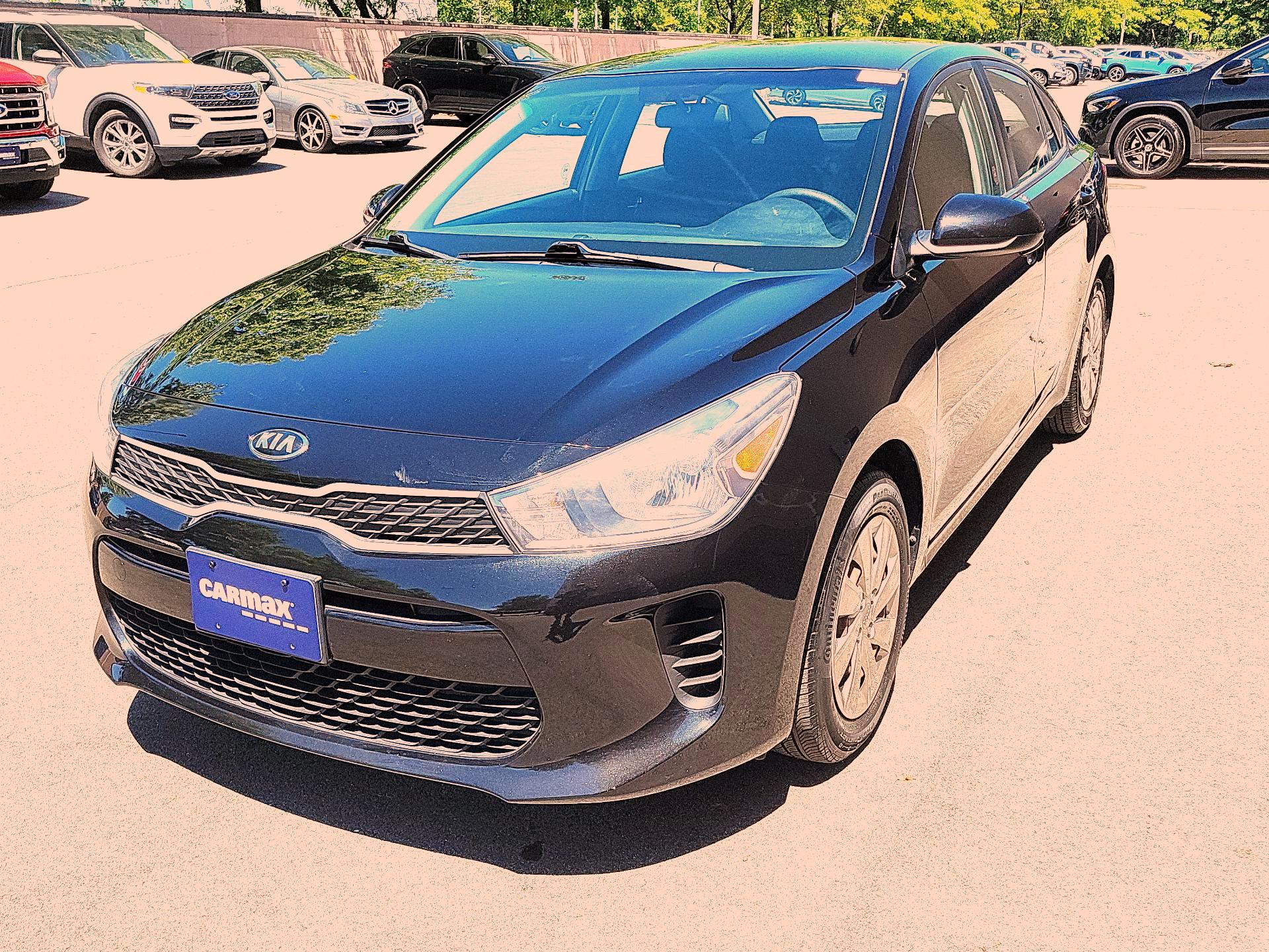 Thumbnail: 2020 Kia Rio - 3