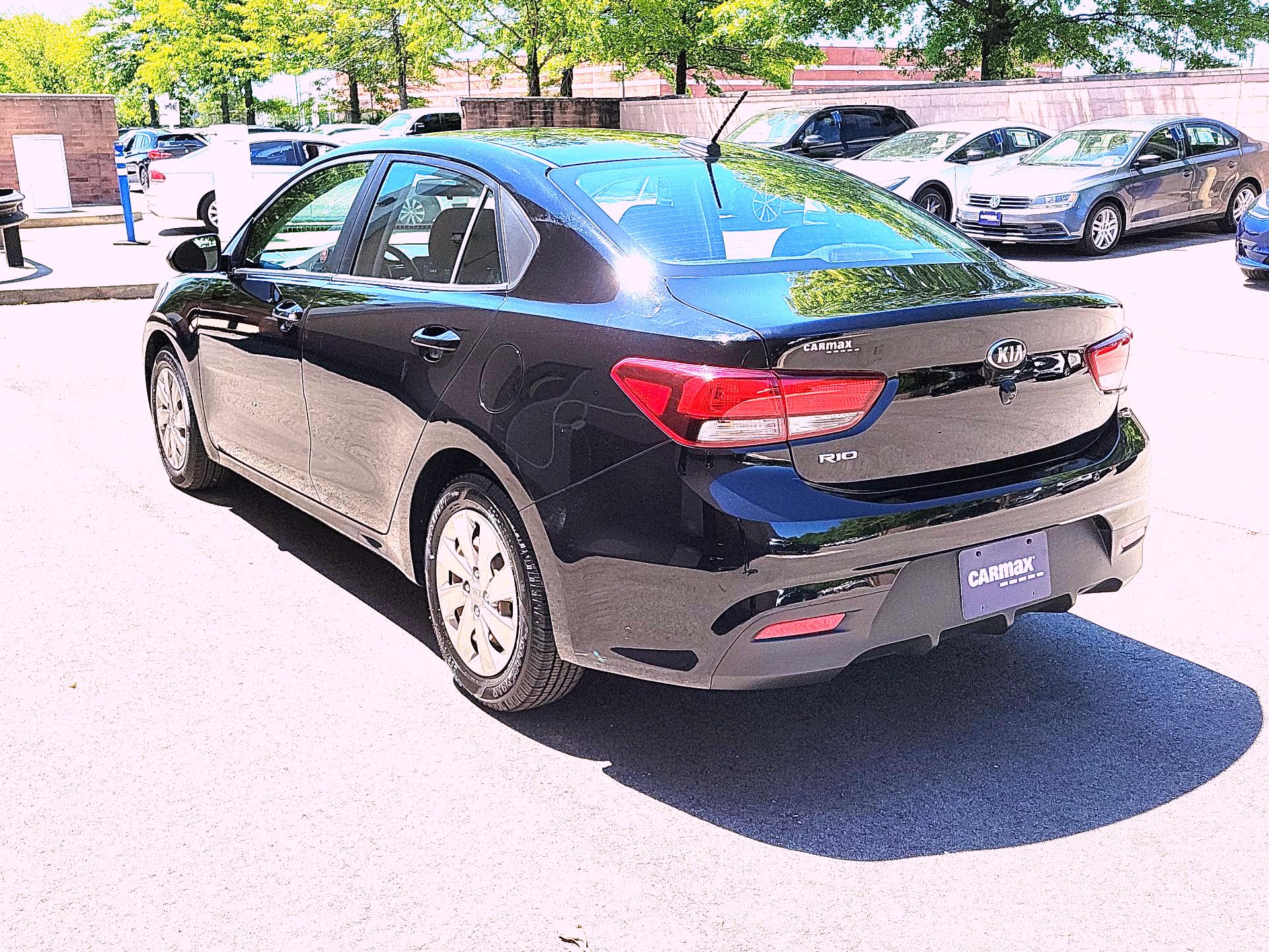 Thumbnail: 2020 Kia Rio - 7