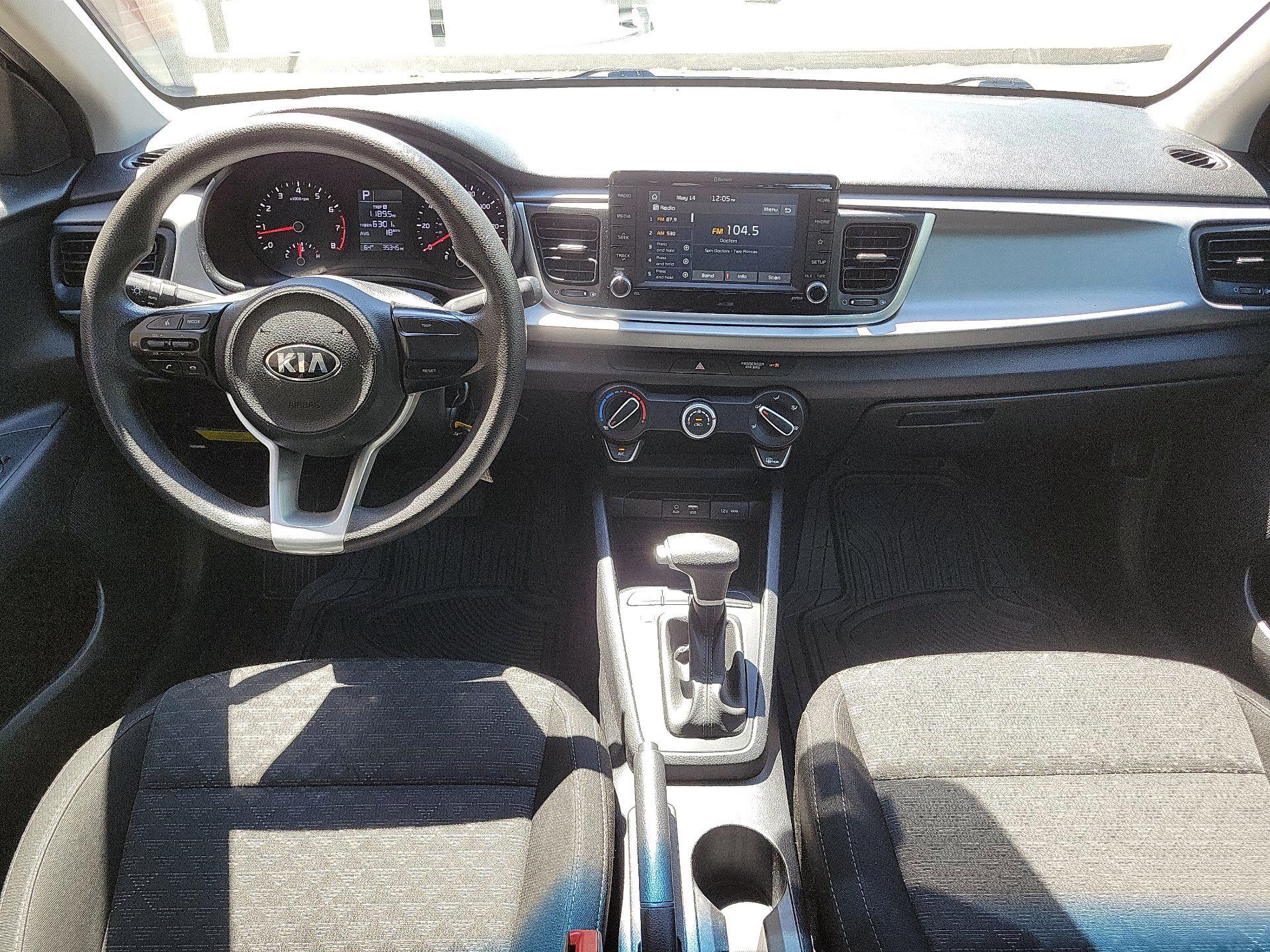Thumbnail: 2020 Kia Rio - 8