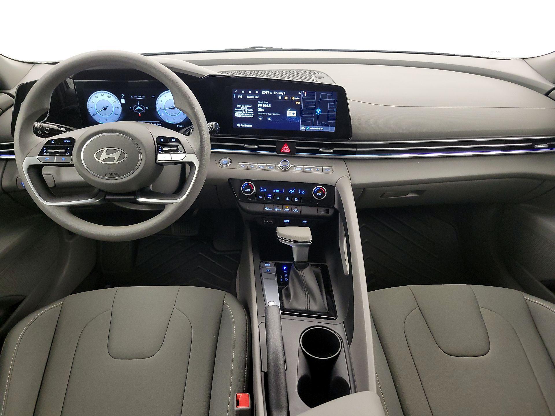 Thumbnail: 2024 Hyundai Elantra - 9