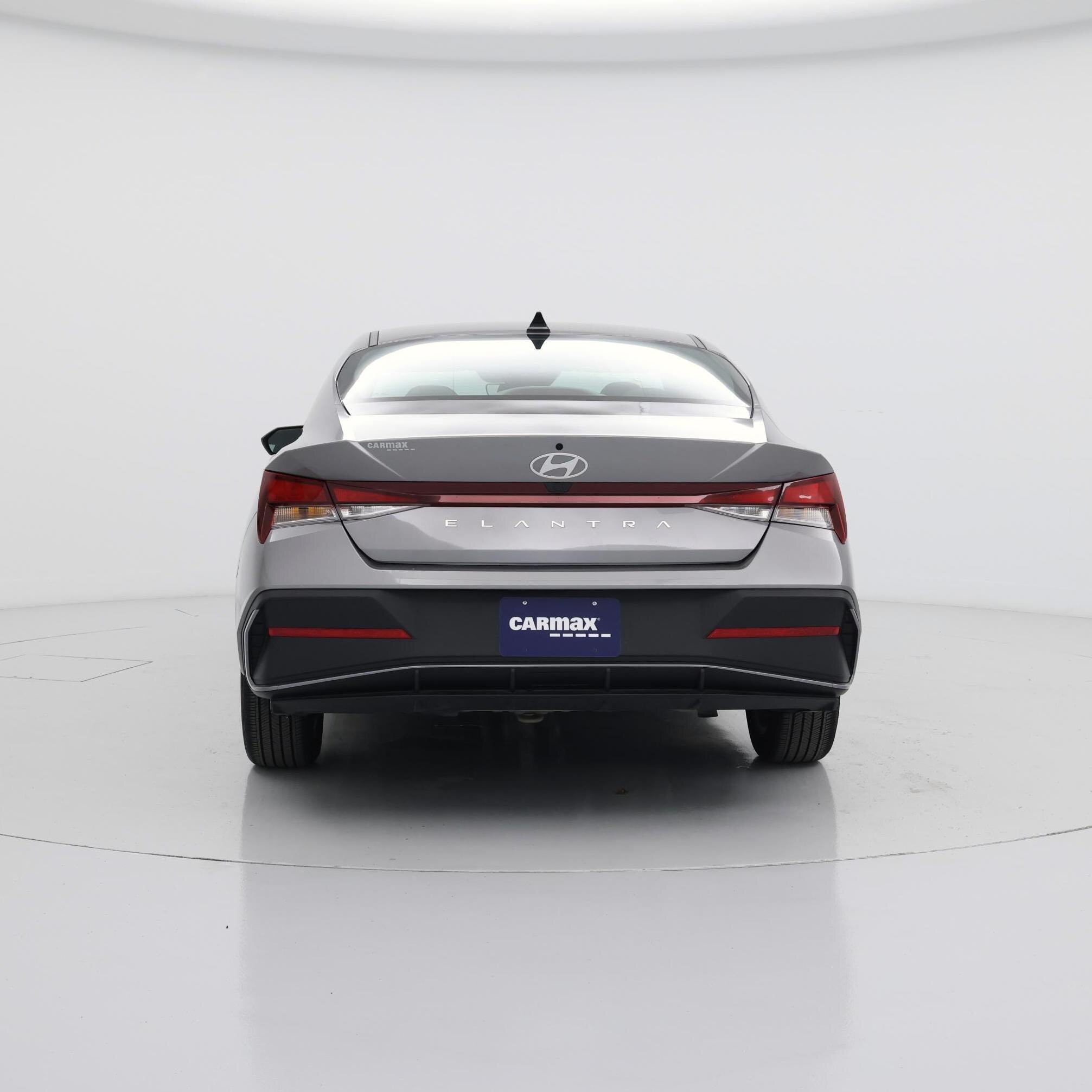 Thumbnail: 2024 Hyundai Elantra - 6