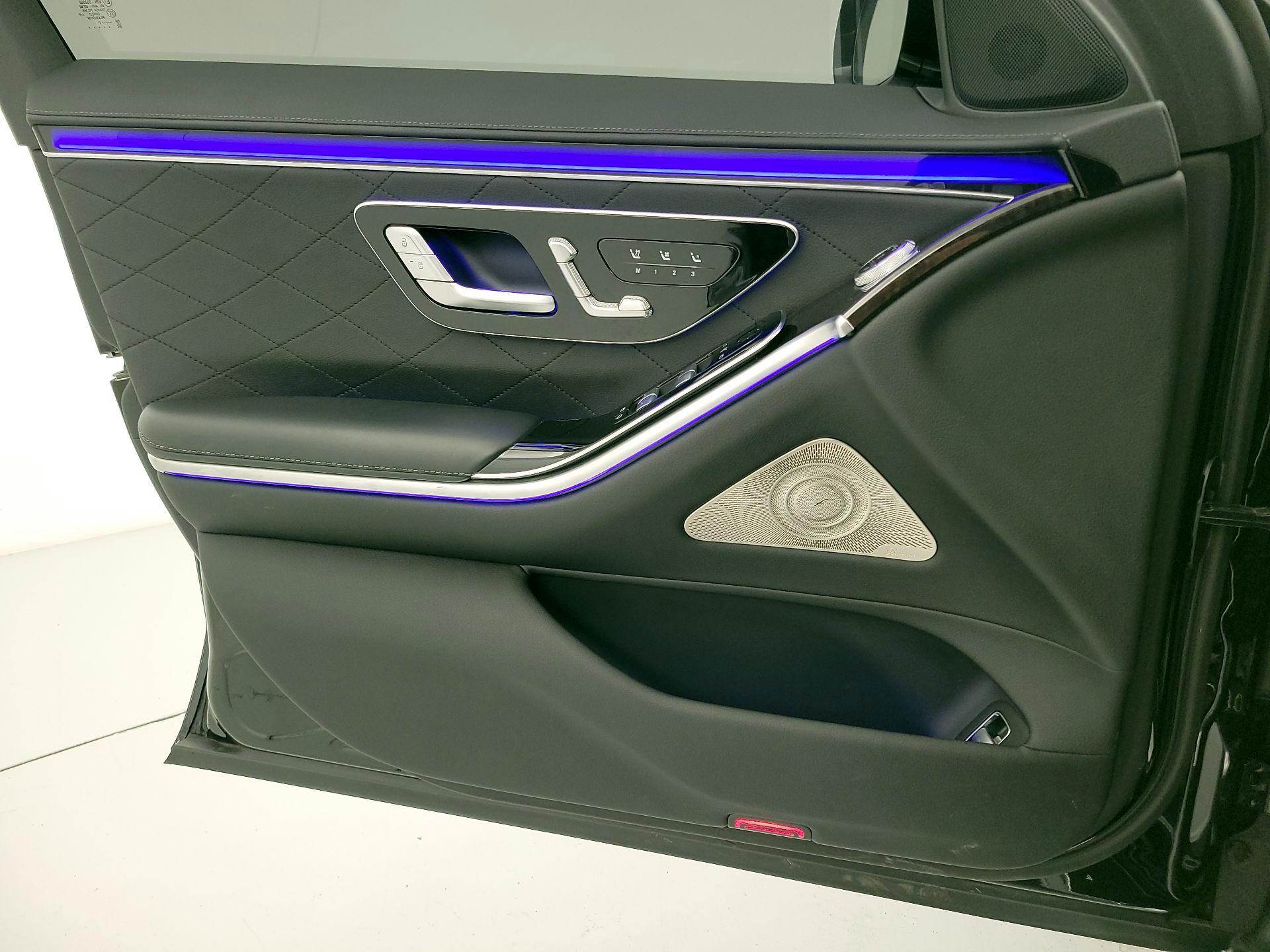 Thumbnail: 2021 Mercedes-Benz S-Class - 12