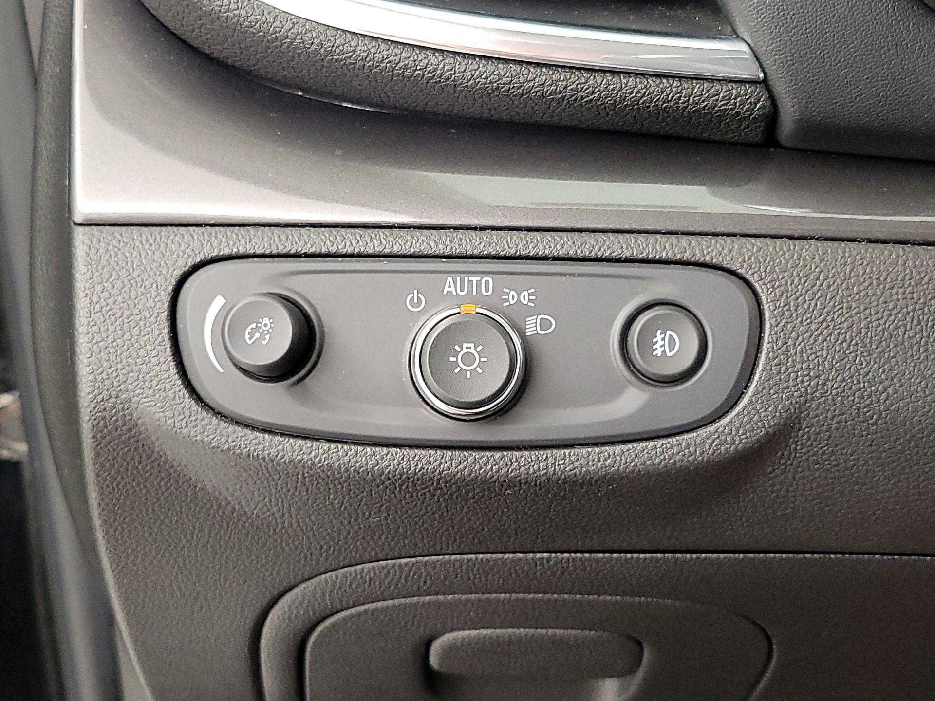 Thumbnail: 2019 Buick Encore - 13