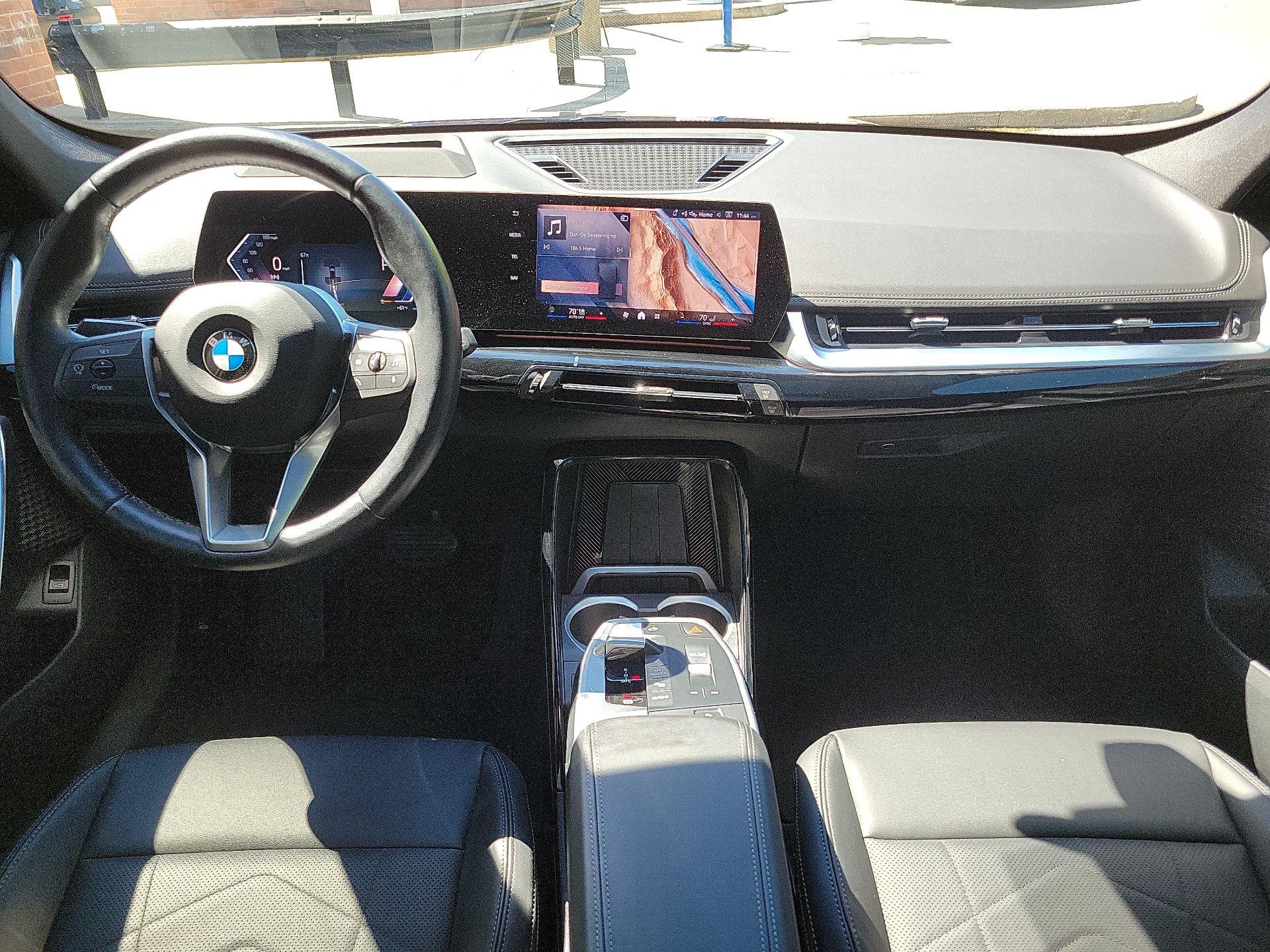 Thumbnail: 2025 BMW X1 - 8